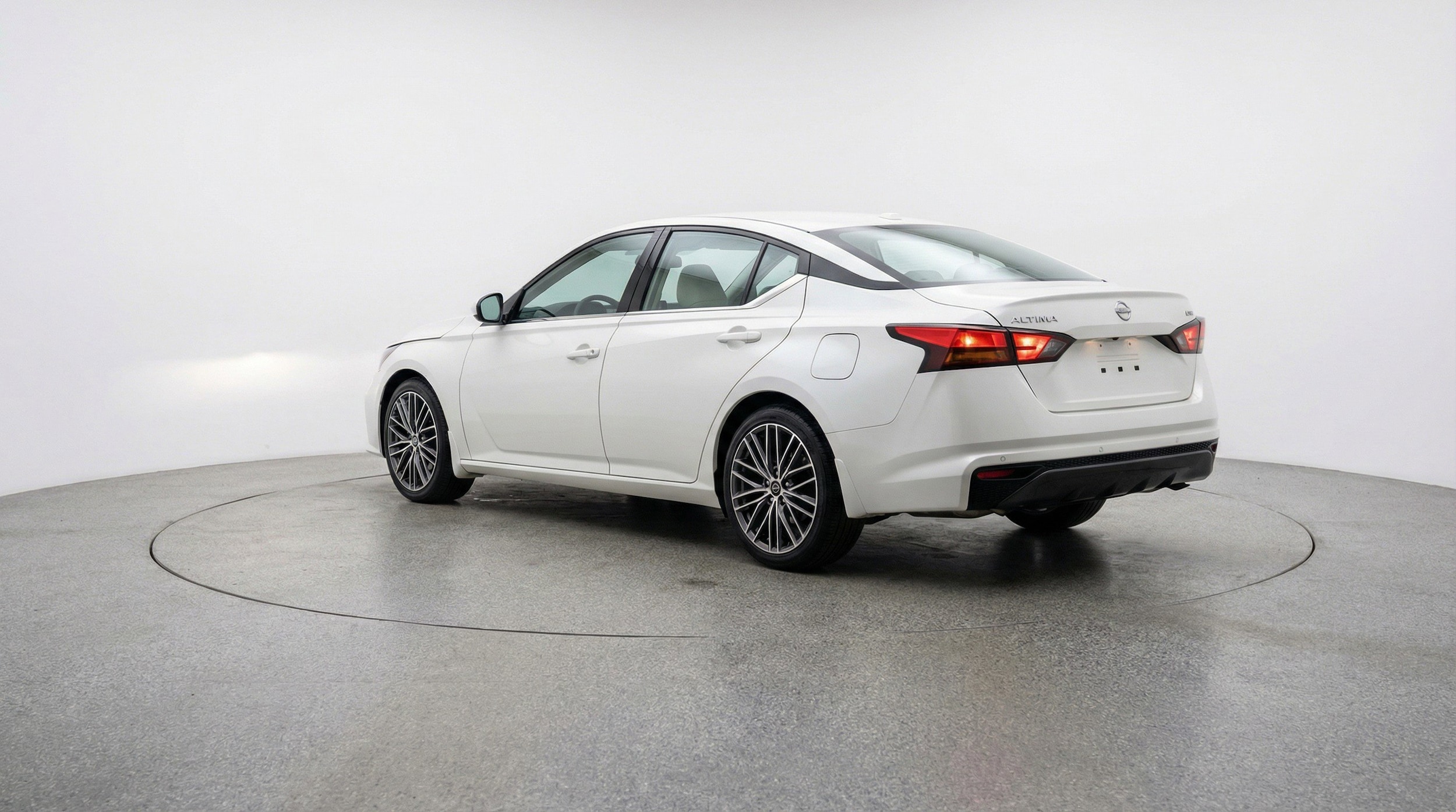 Thumbnail: 2025 Nissan Altima - 6