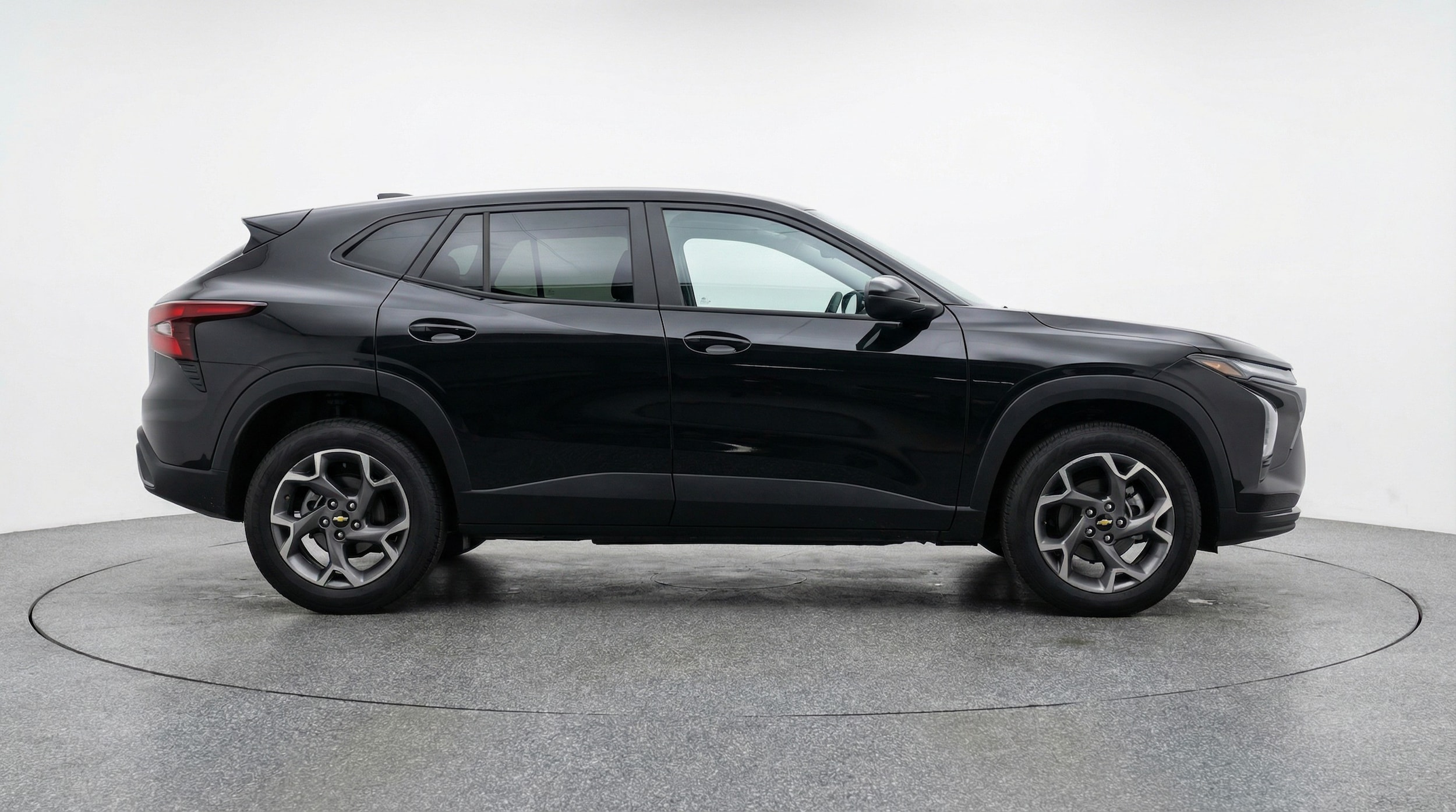 Thumbnail: 2025 Chevrolet Trax - 8