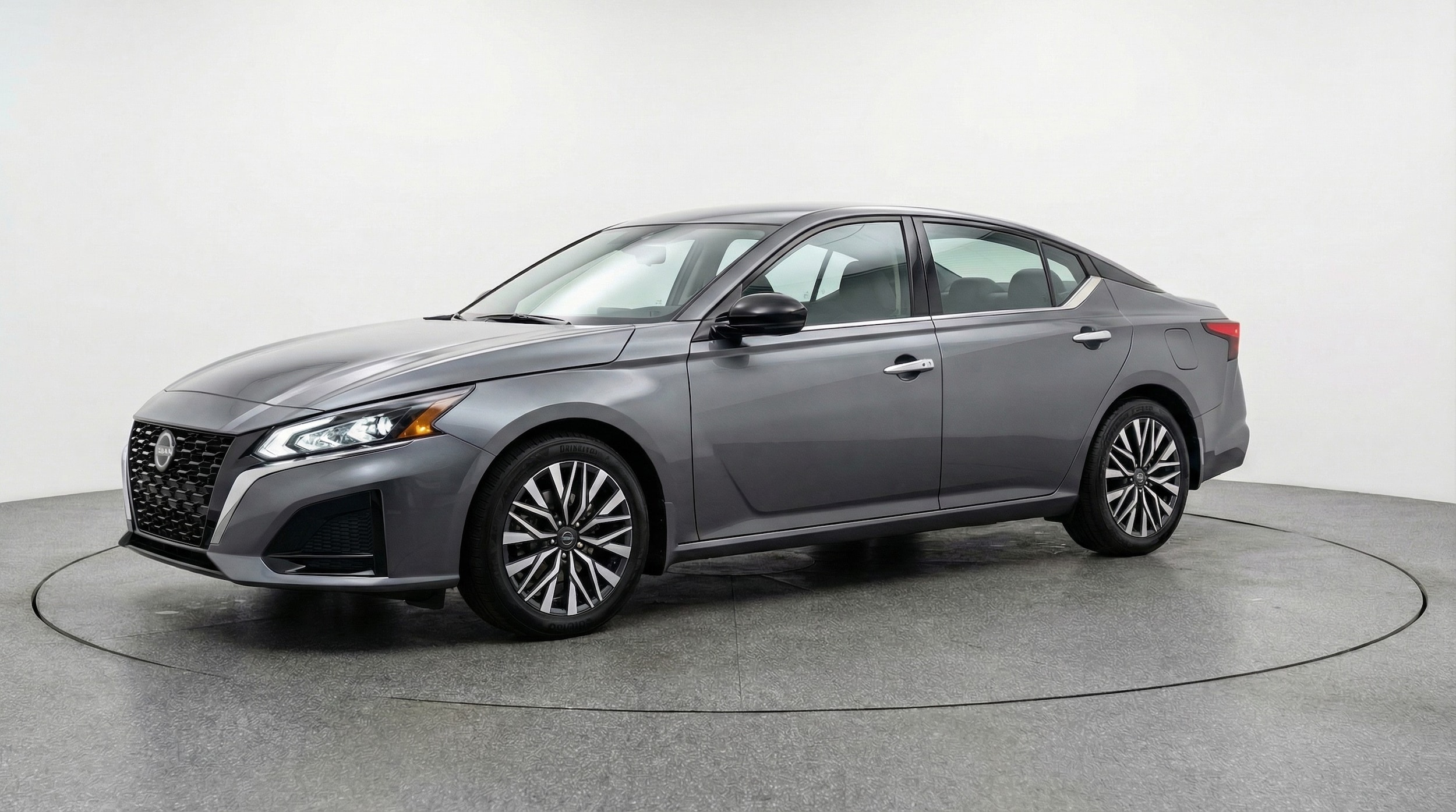 Thumbnail: 2025 Nissan Altima - 3