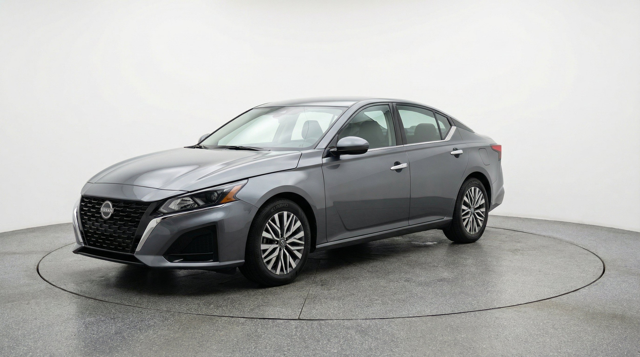Thumbnail: 2025 Nissan Altima - 3
