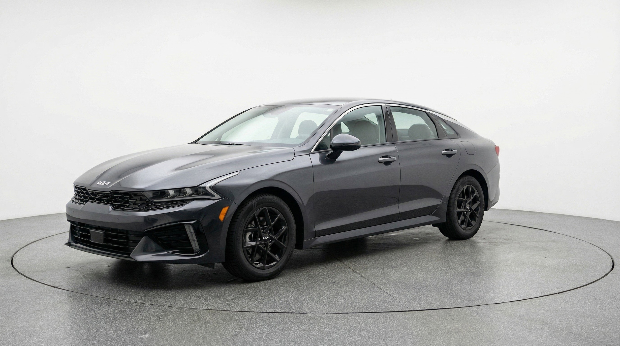 Thumbnail: 2025 Kia K5 - 3