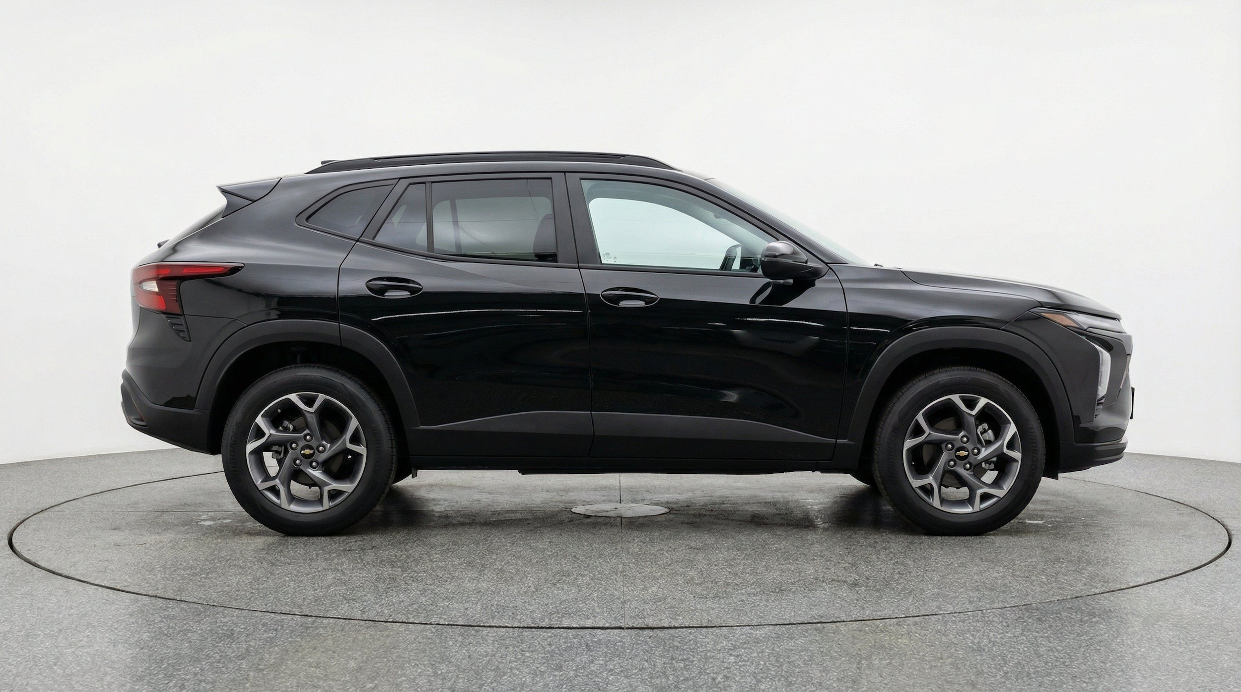 Thumbnail: 2025 Chevrolet Trax - 11