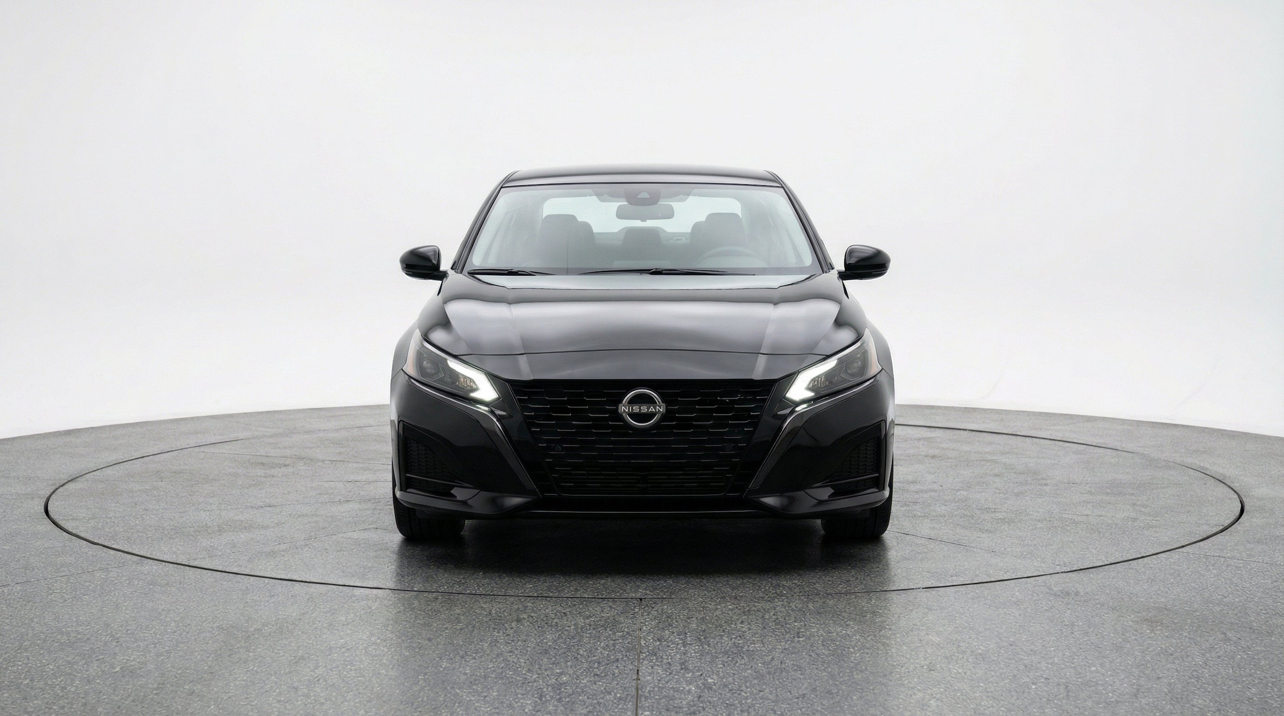 Thumbnail: 2025 Nissan Altima - 2