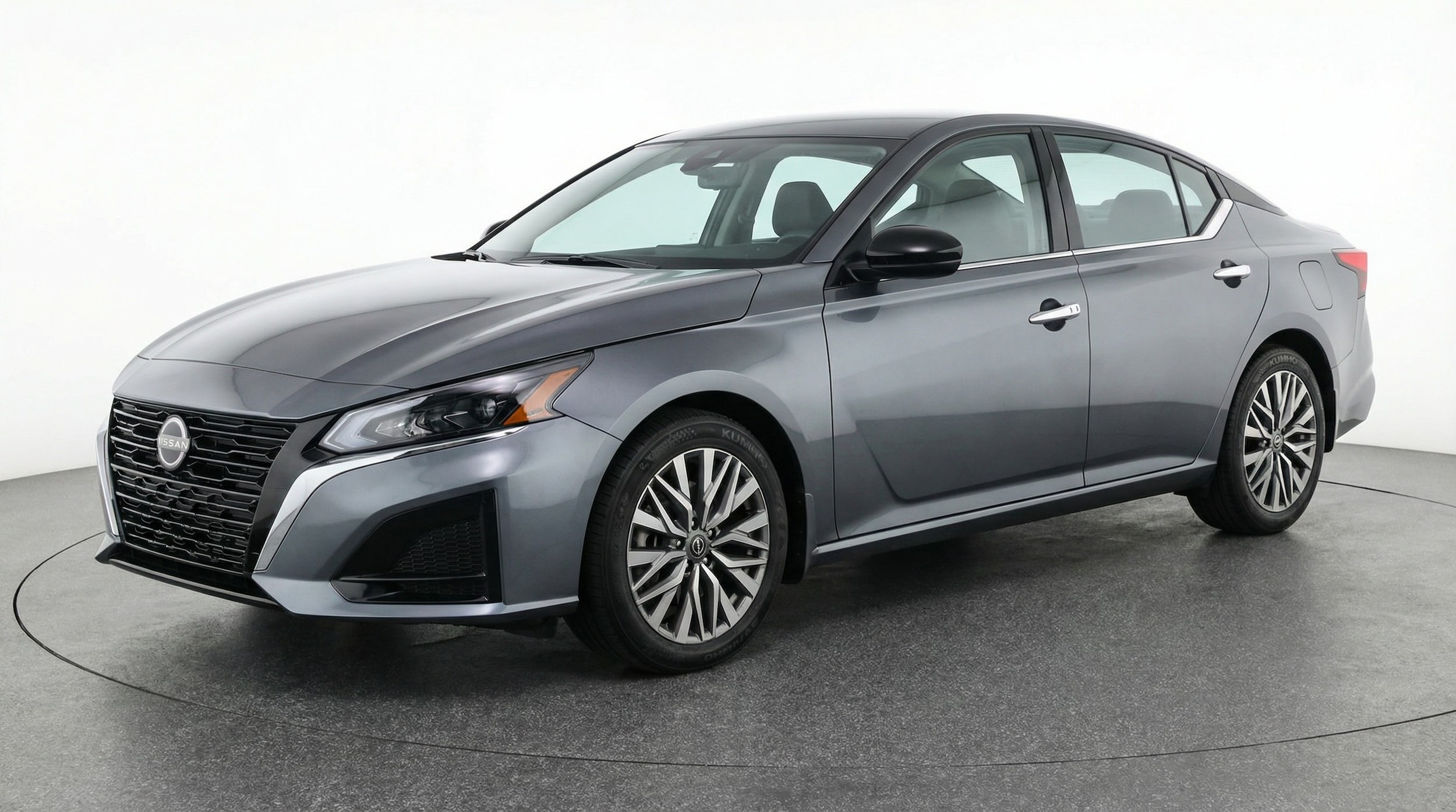 Thumbnail: 2025 Nissan Altima - 3