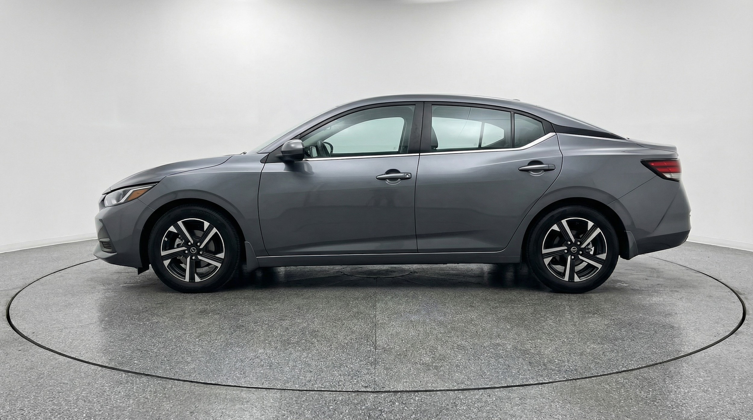 Thumbnail: 2025 Nissan Sentra - 4