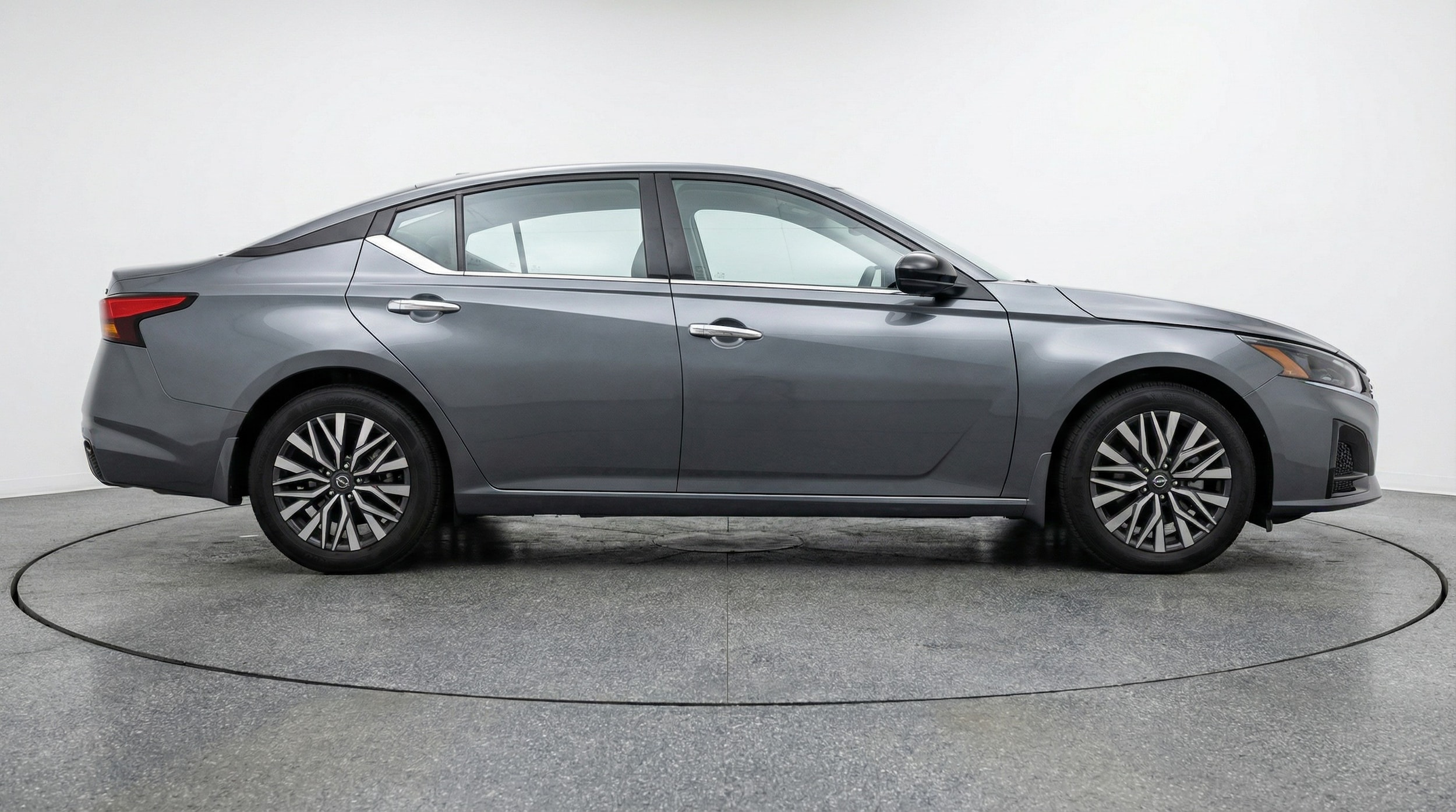 Thumbnail: 2025 Nissan Altima - 8