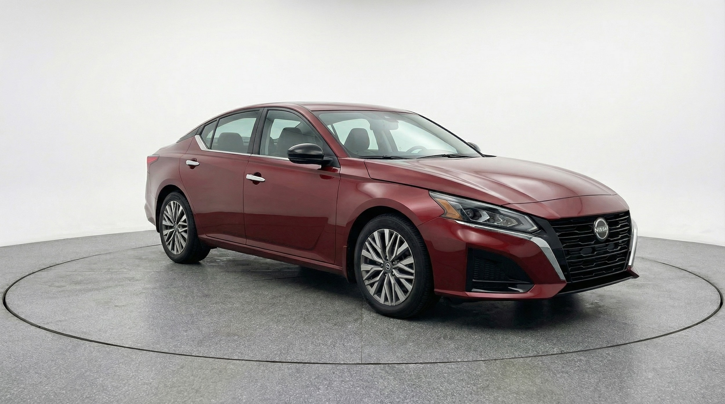 Thumbnail: 2025 Nissan Altima - 1