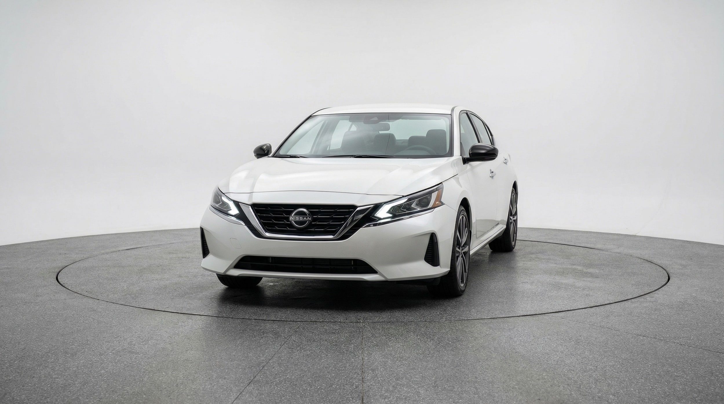 Thumbnail: 2025 Nissan Altima - 2