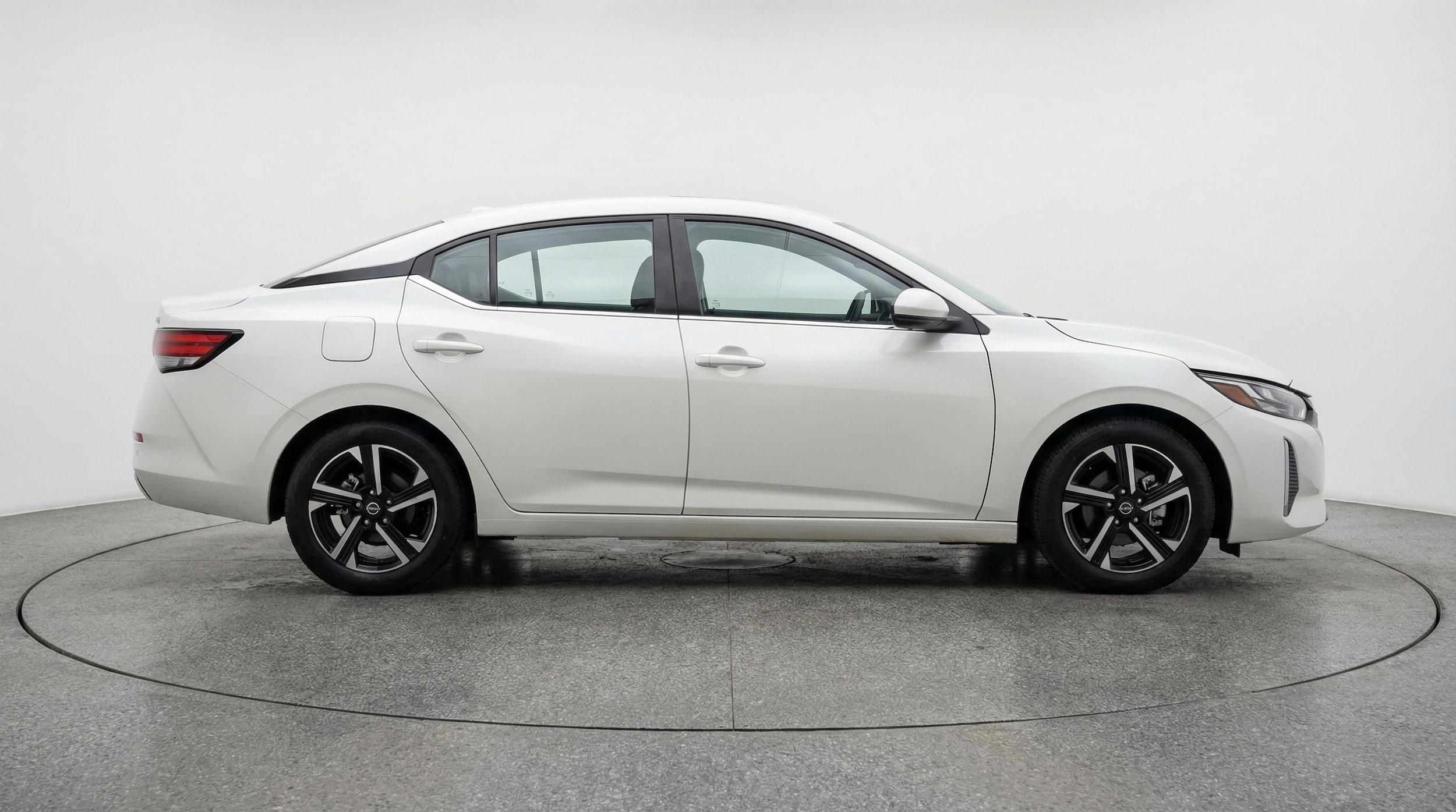 Thumbnail: 2025 Nissan Sentra - 8