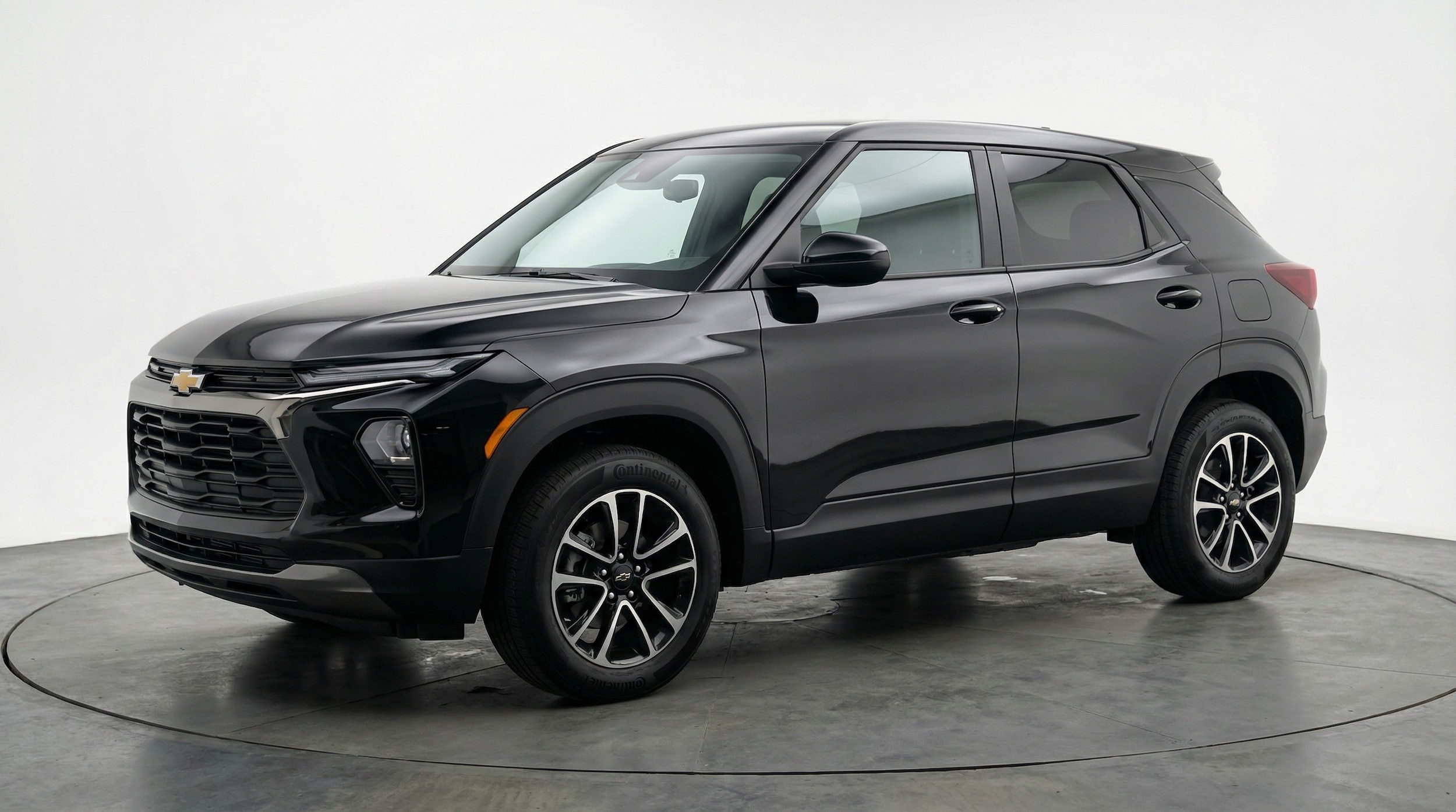 Thumbnail: 2025 Chevrolet TrailBlazer - 3