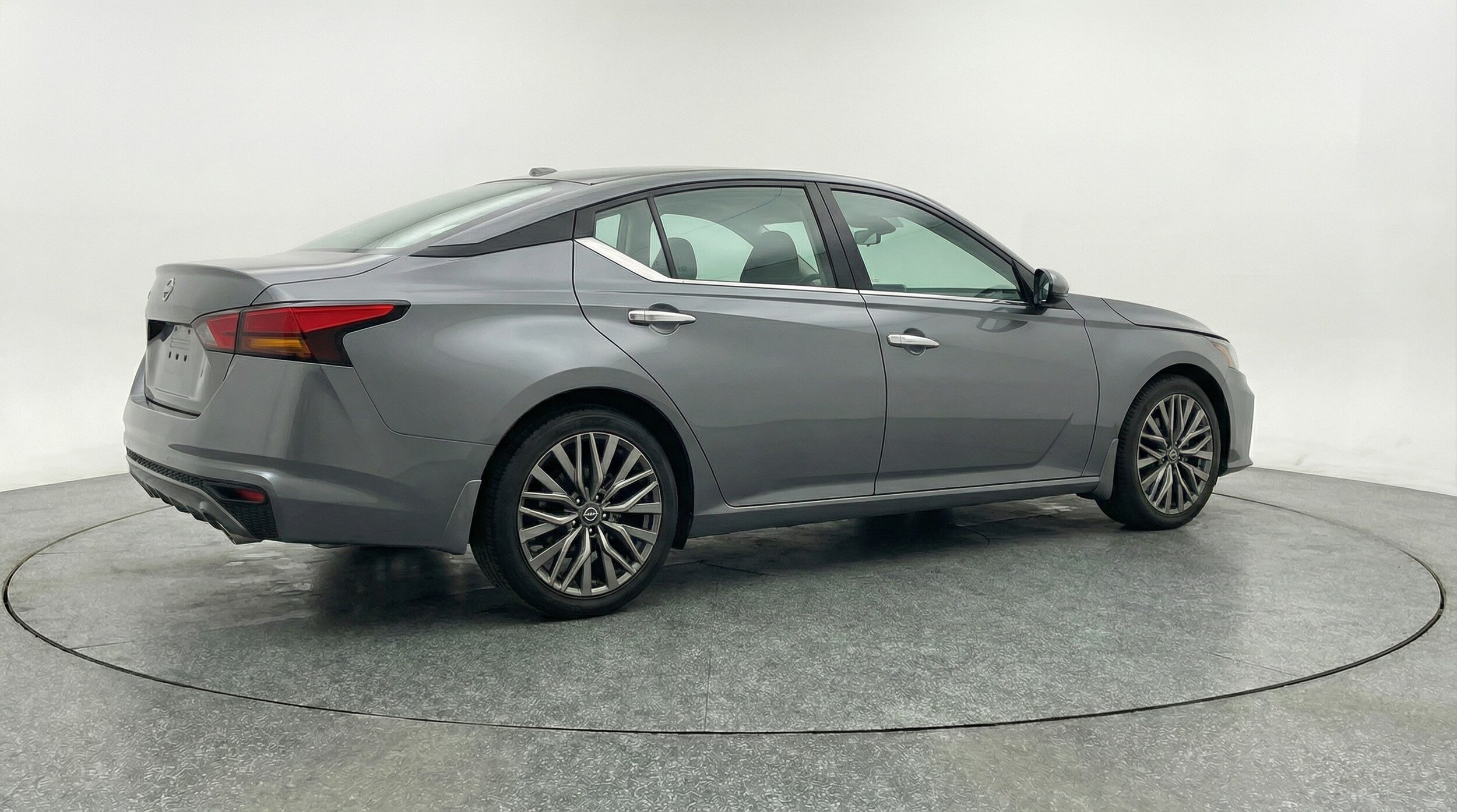 Thumbnail: 2025 Nissan Altima - 7