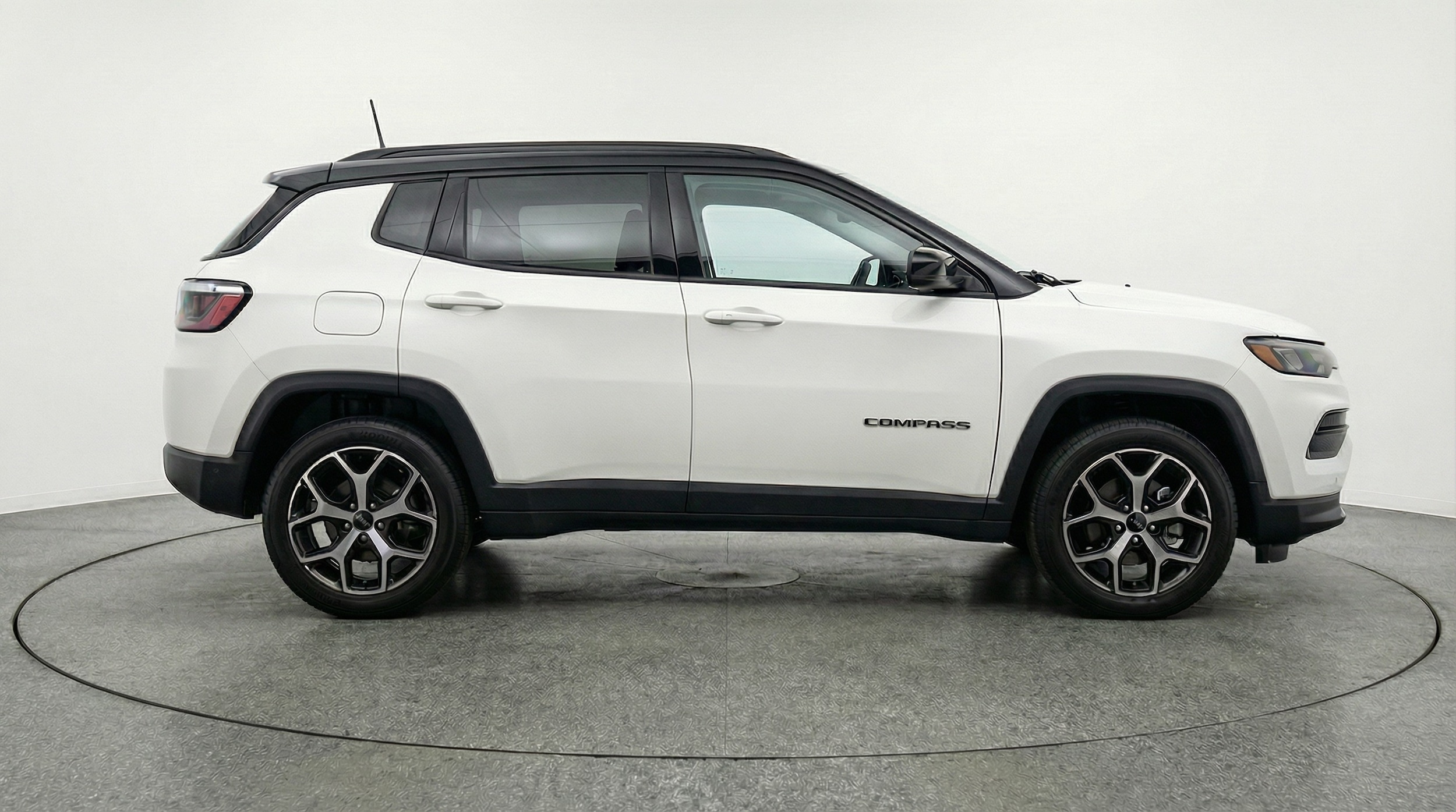 Thumbnail: 2025 Jeep Compass - 8