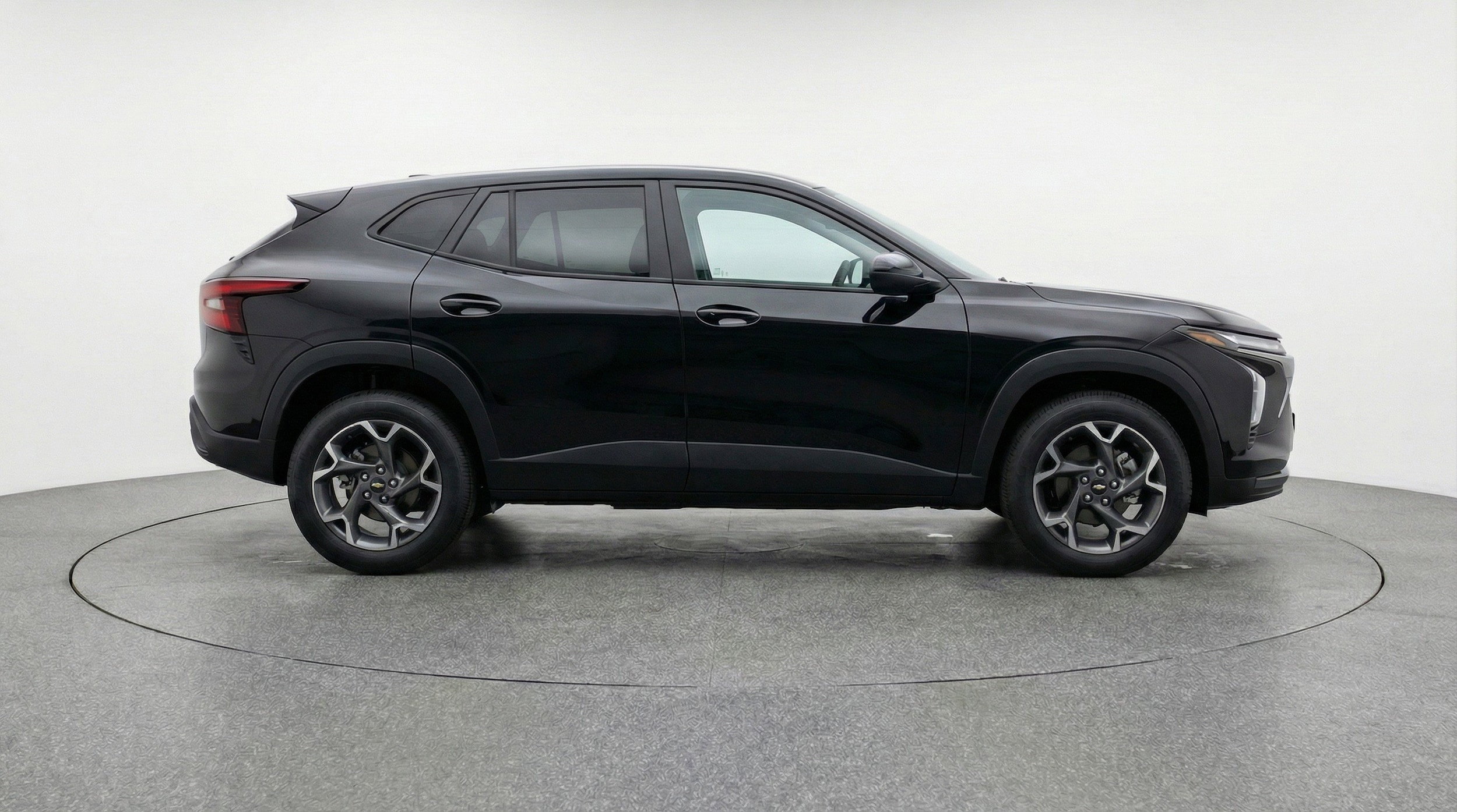 Thumbnail: 2025 Chevrolet Trax - 11