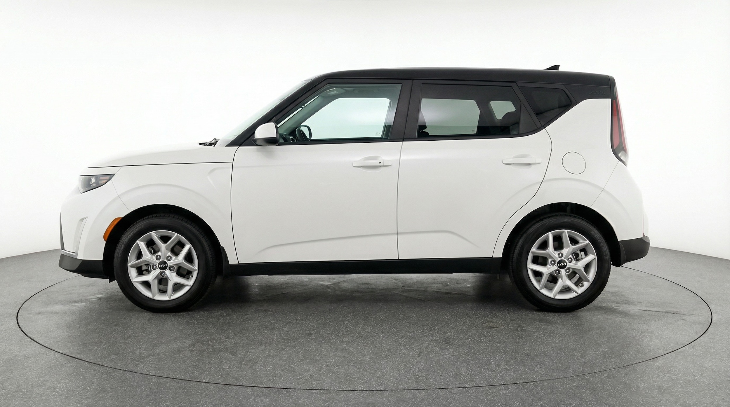 Thumbnail: 2025 Kia Soul - 4