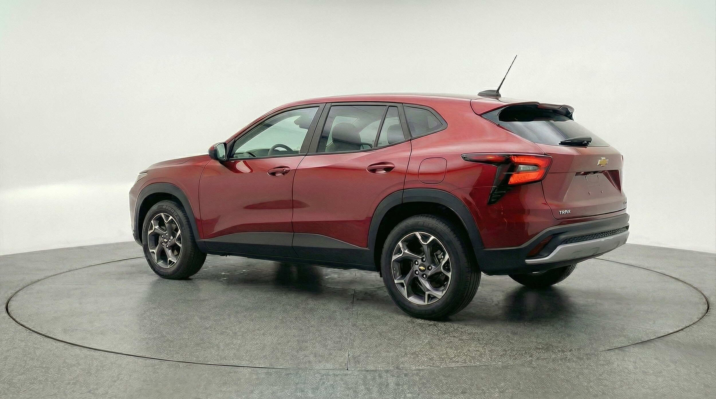 Thumbnail: 2025 Chevrolet Trax - 5