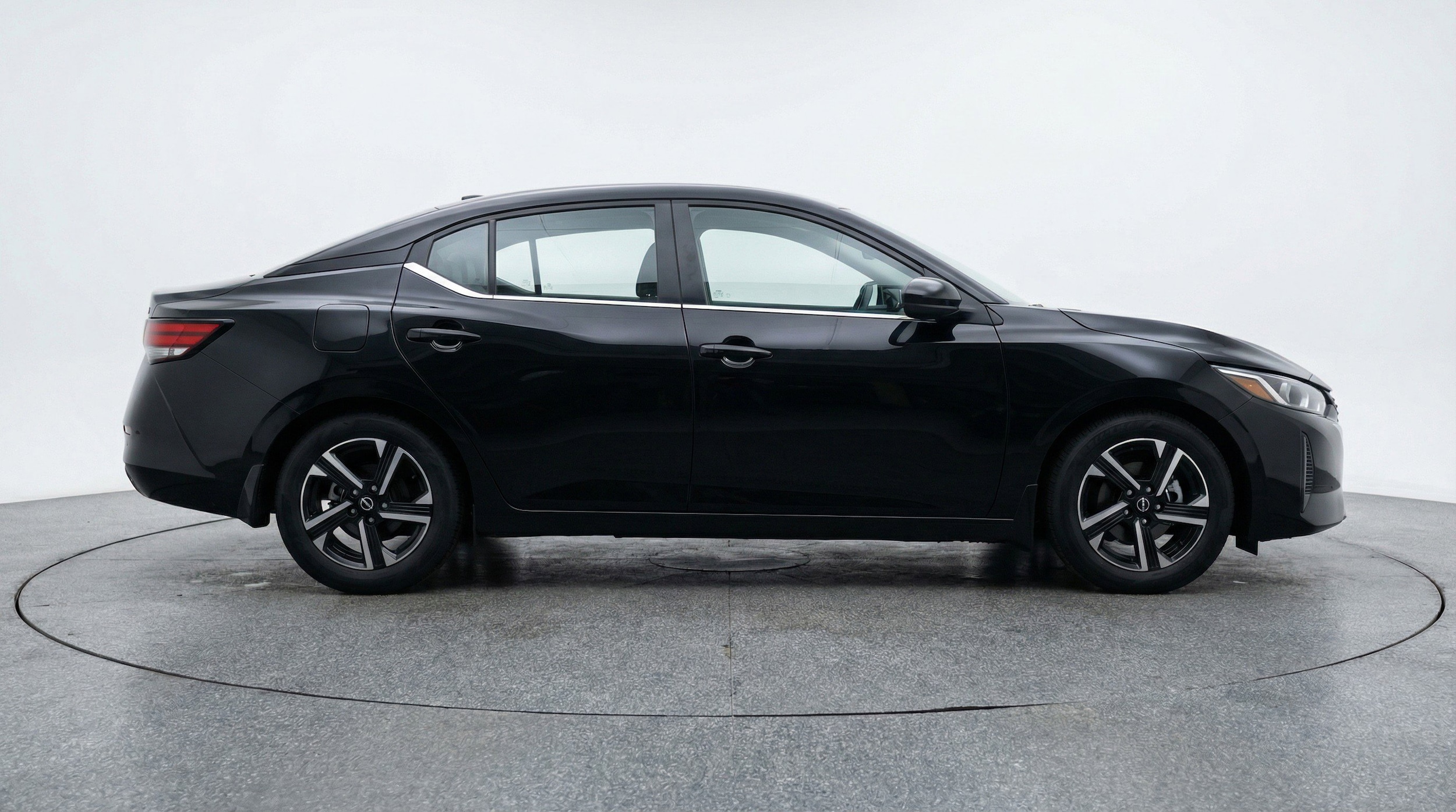 Thumbnail: 2025 Nissan Sentra - 11