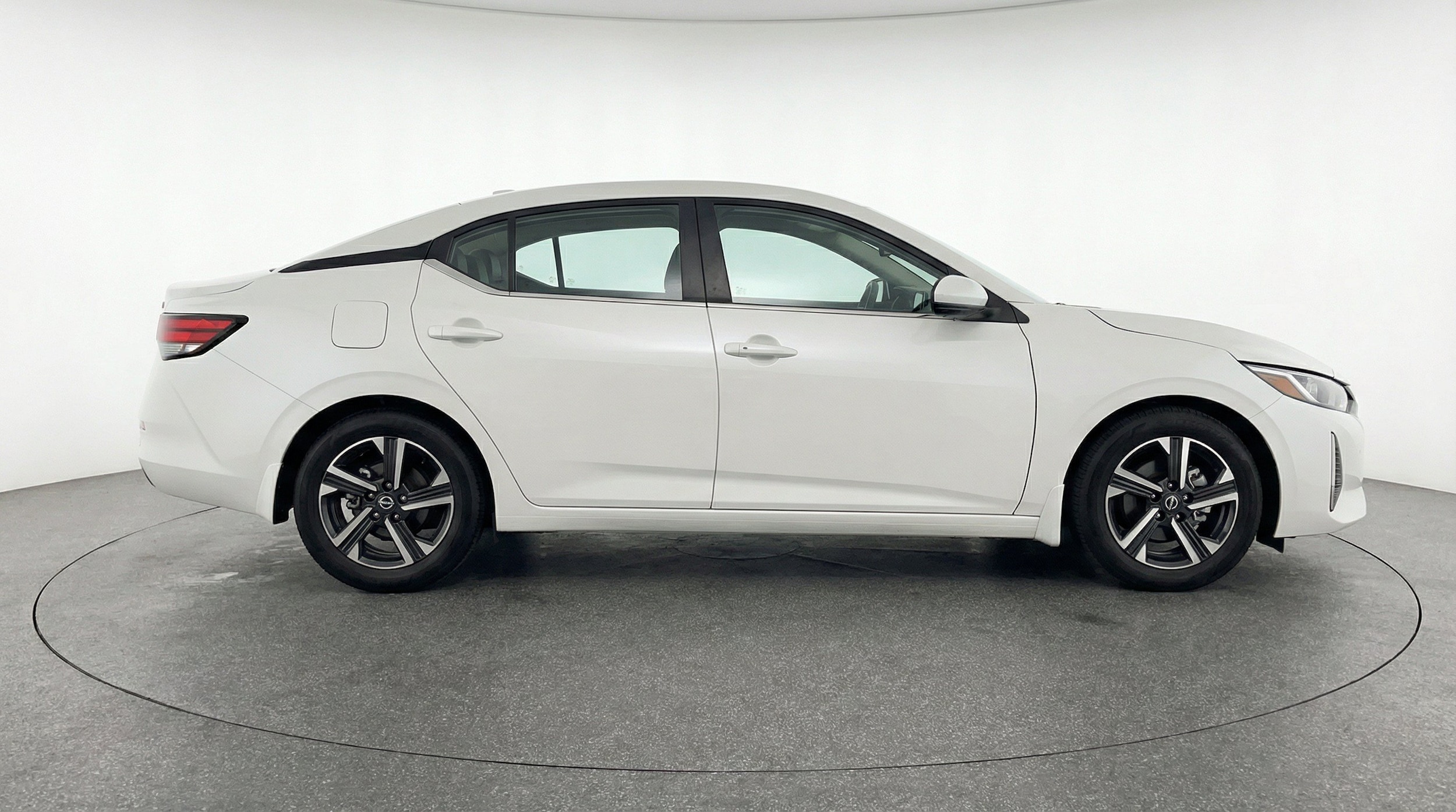Thumbnail: 2025 Nissan Sentra - 11
