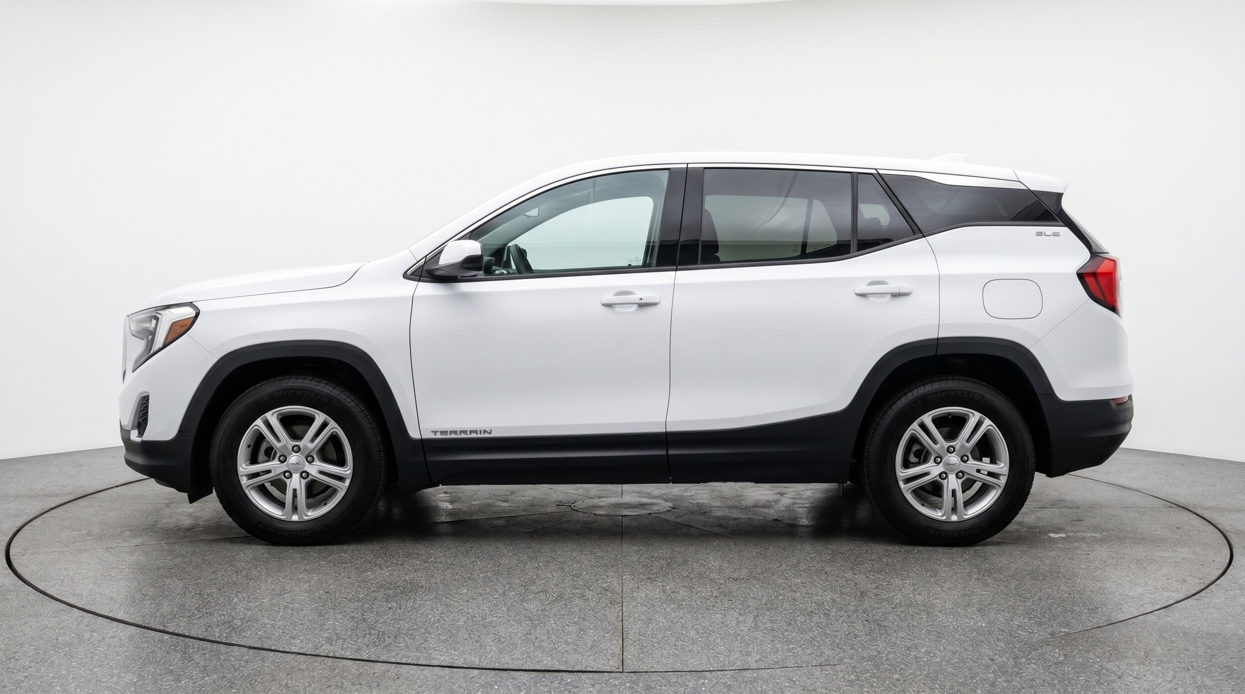 Thumbnail: 2024 GMC Terrain - 4
