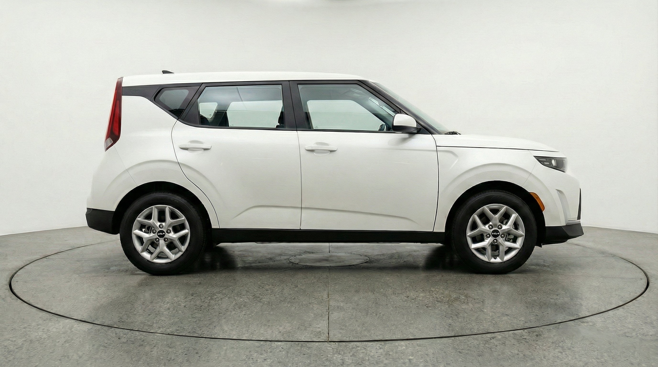 Thumbnail: 2025 Kia Soul - 10