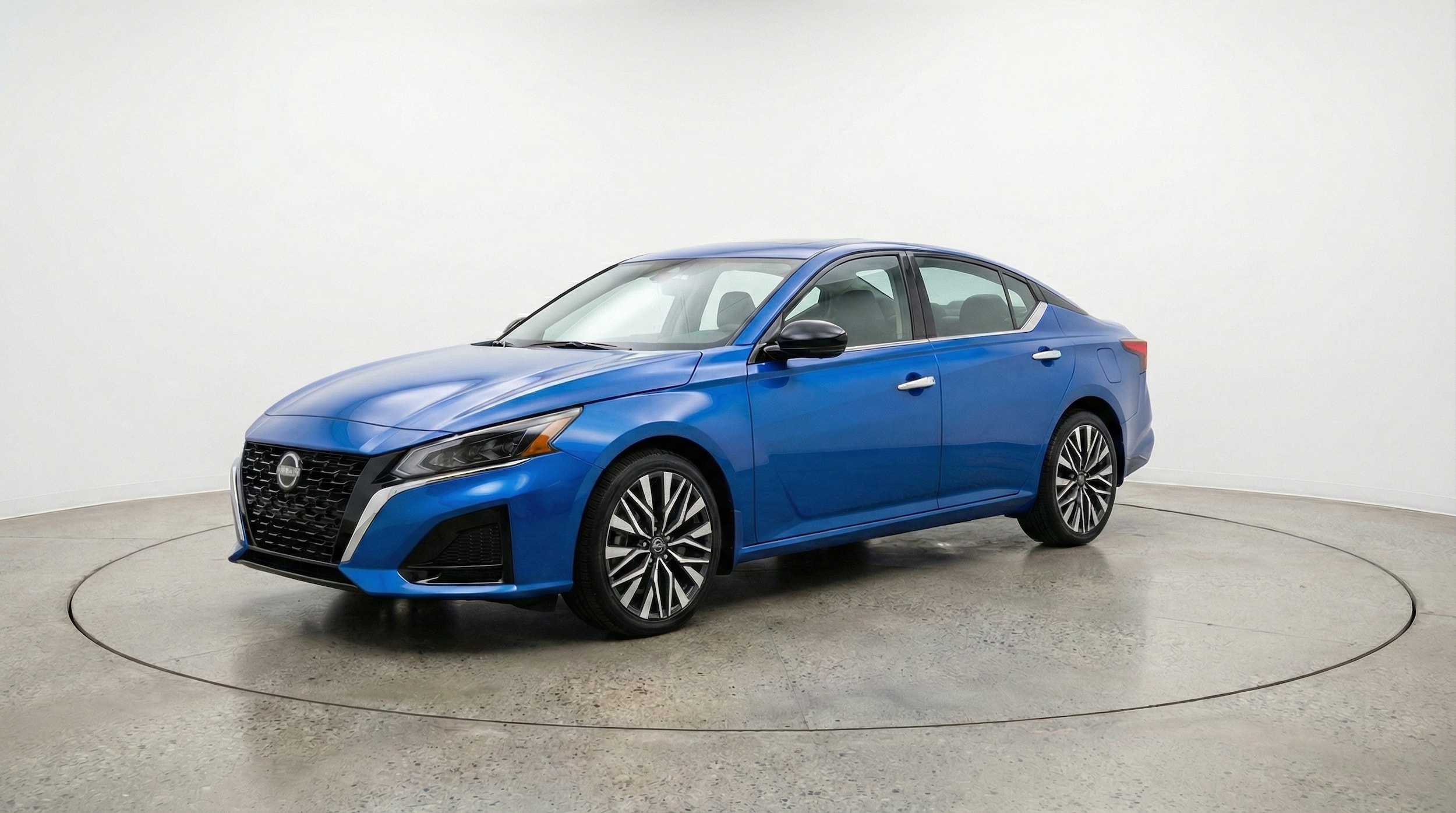 Thumbnail: 2025 Nissan Altima - 3