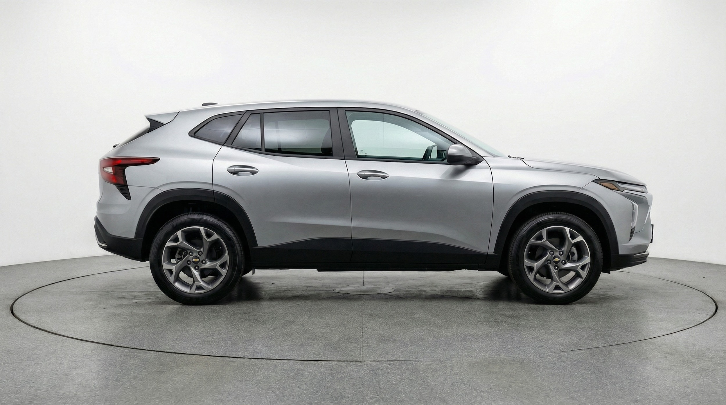 Thumbnail: 2025 Chevrolet Trax - 8