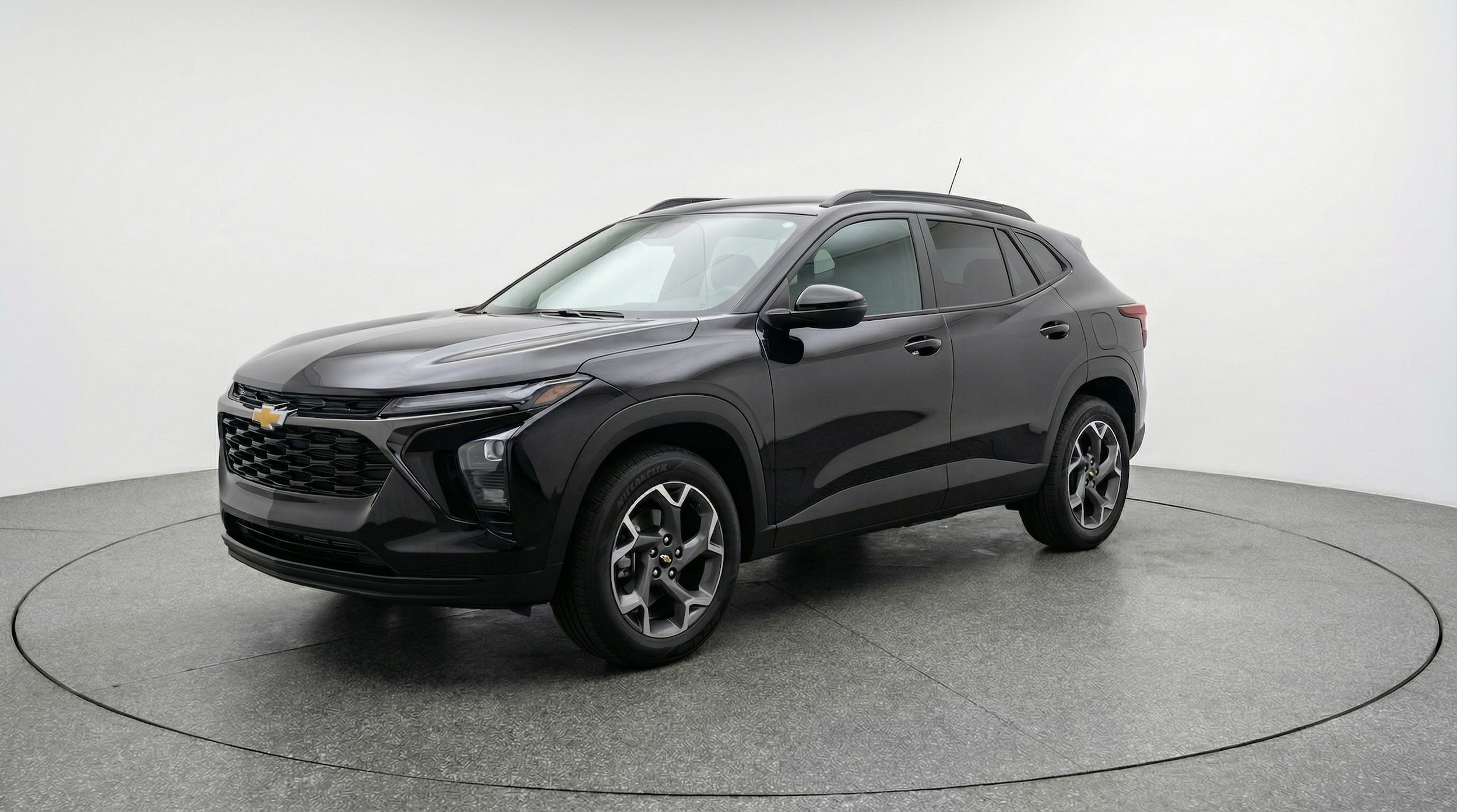 Thumbnail: 2025 Chevrolet Trax - 3