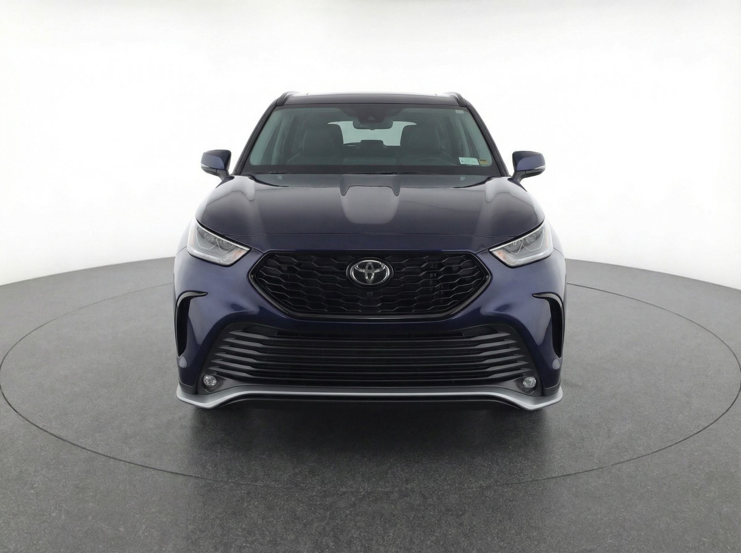 Thumbnail: 2024 Toyota Highlander - 2