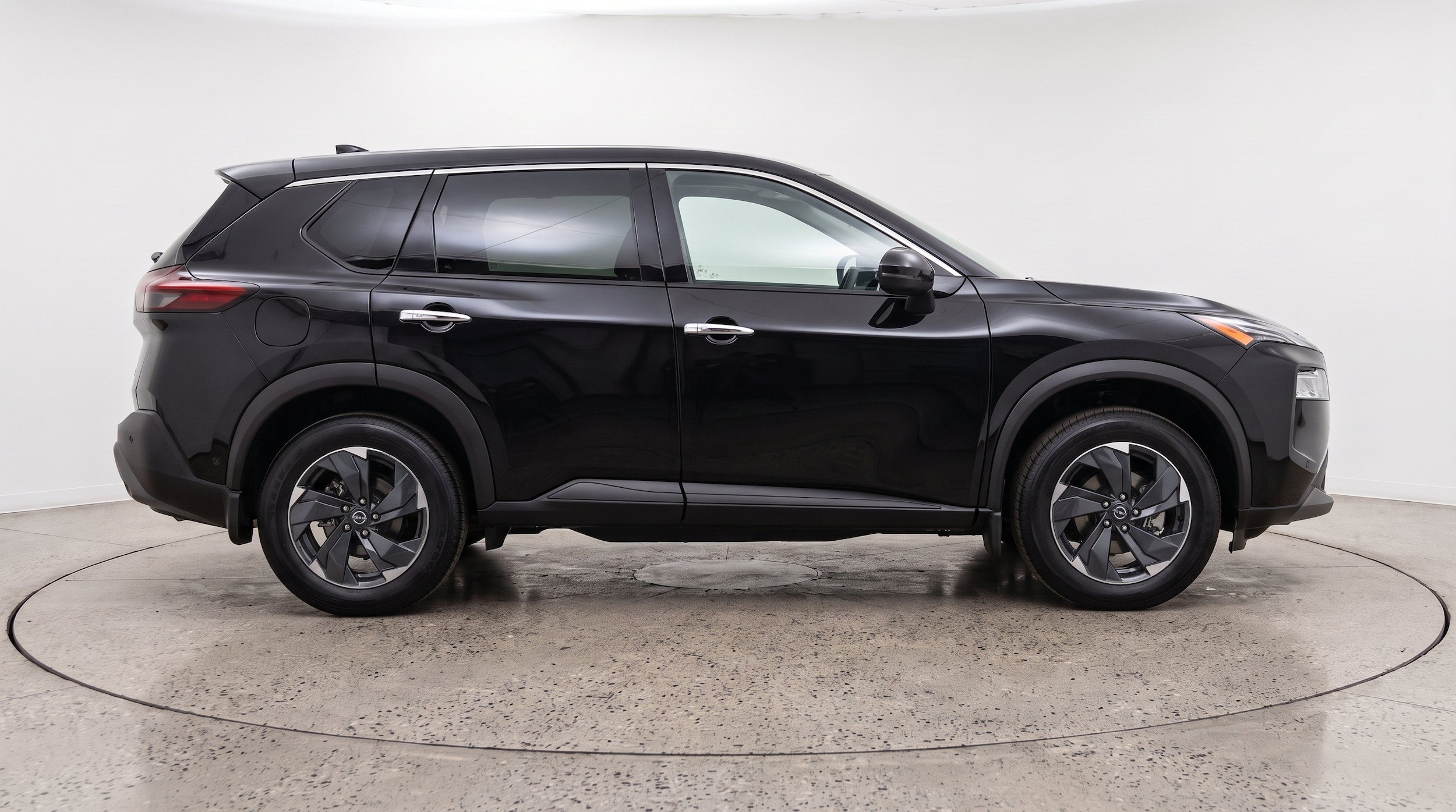 Thumbnail: 2025 Nissan Rogue - 11