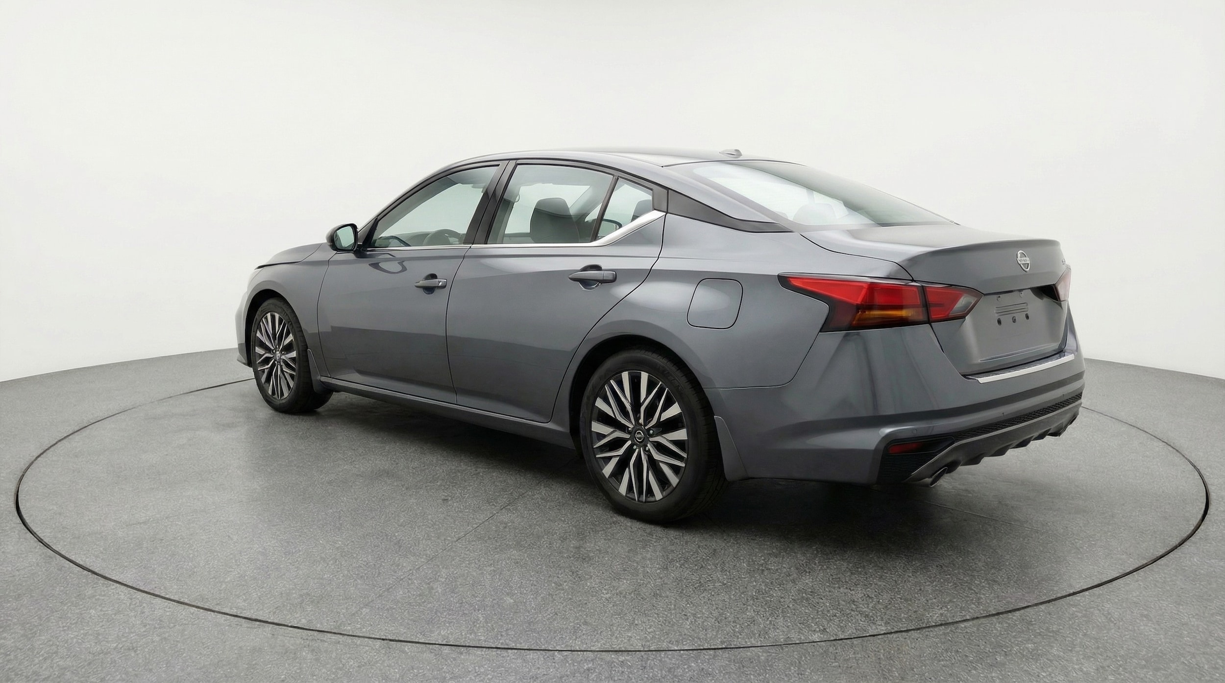 Thumbnail: 2025 Nissan Altima - 5