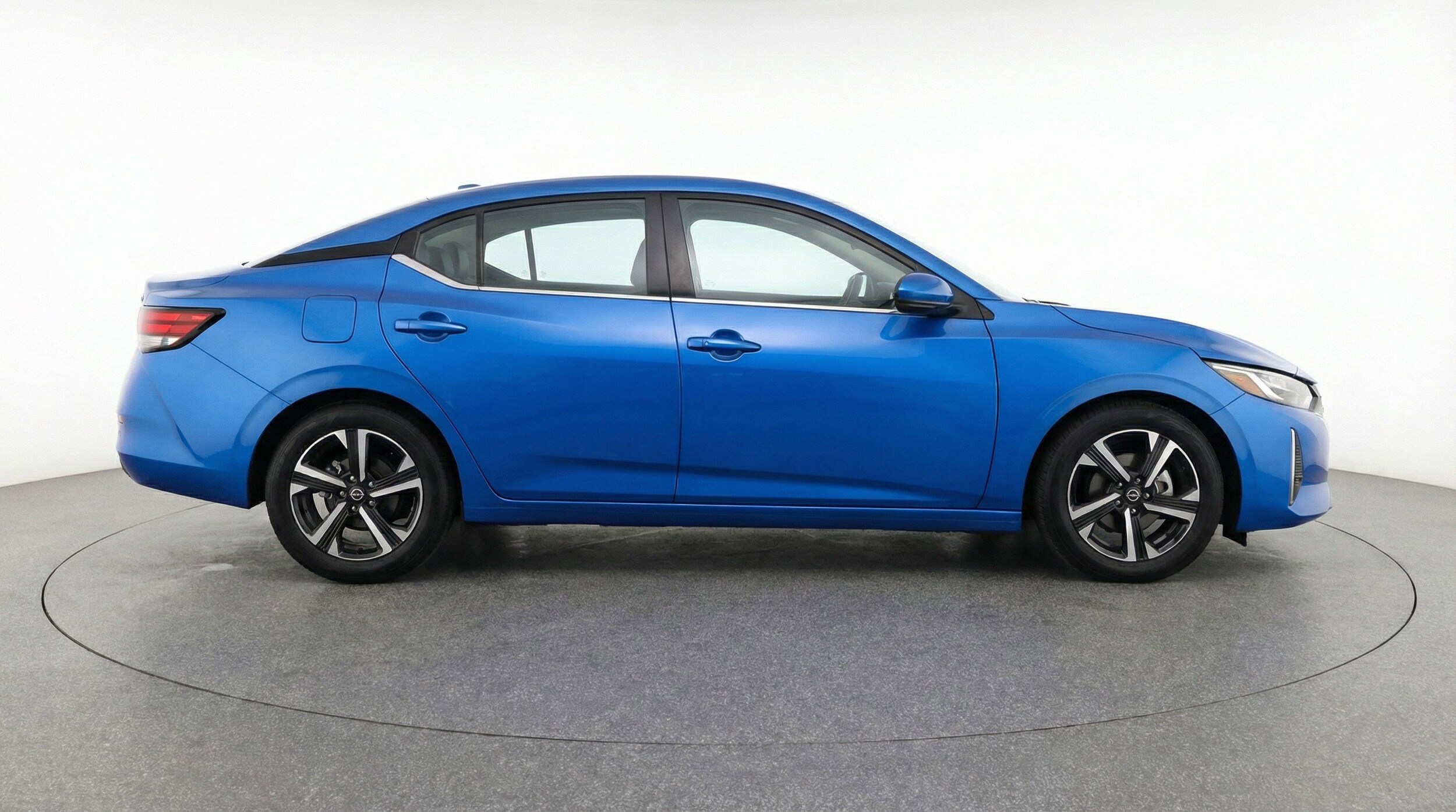 Thumbnail: 2025 Nissan Sentra - 11