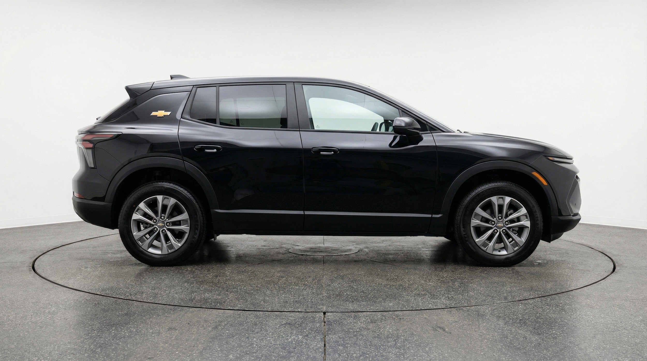 Thumbnail: 2025 Chevrolet Equinox - 11