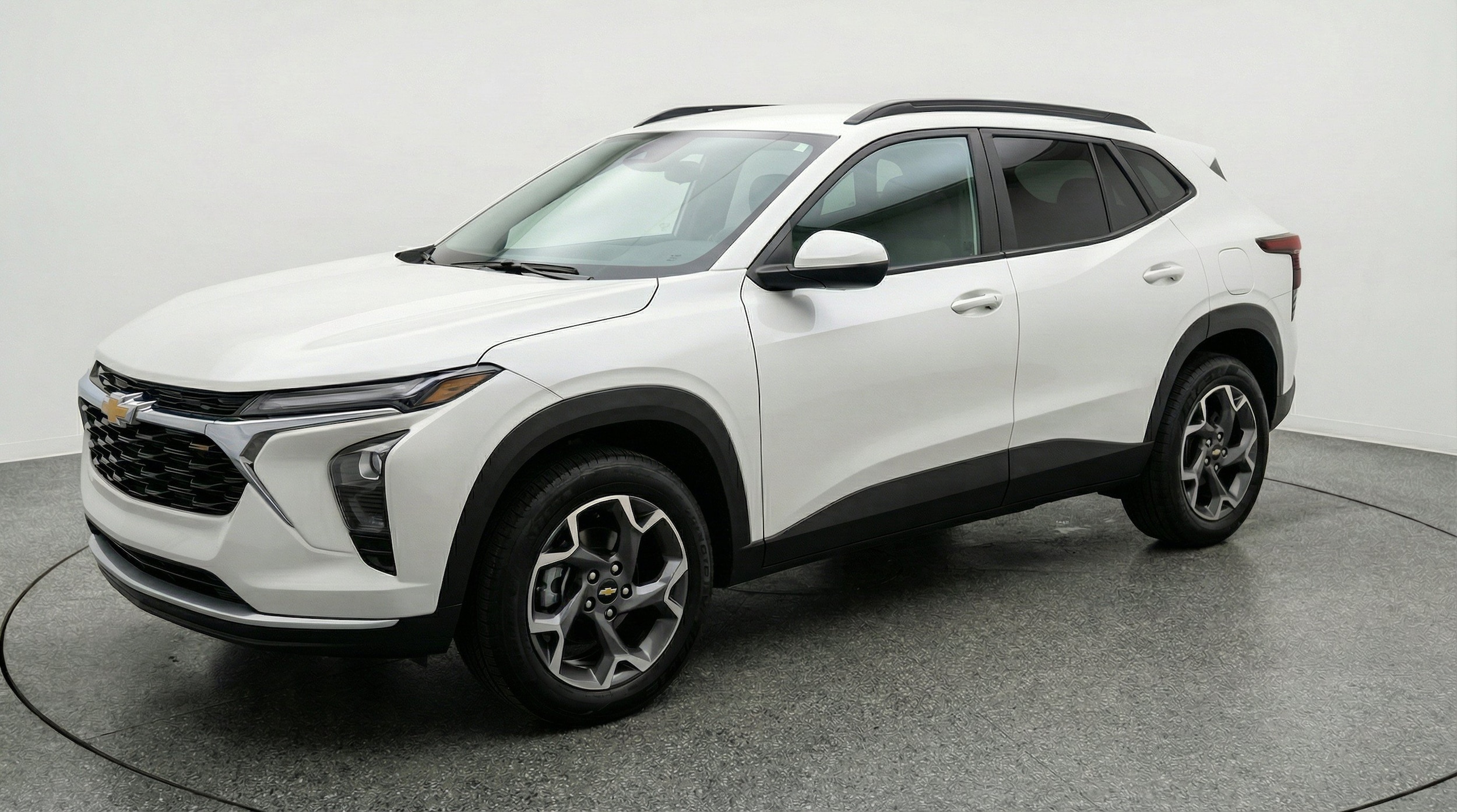 Thumbnail: 2025 Chevrolet Trax - 3