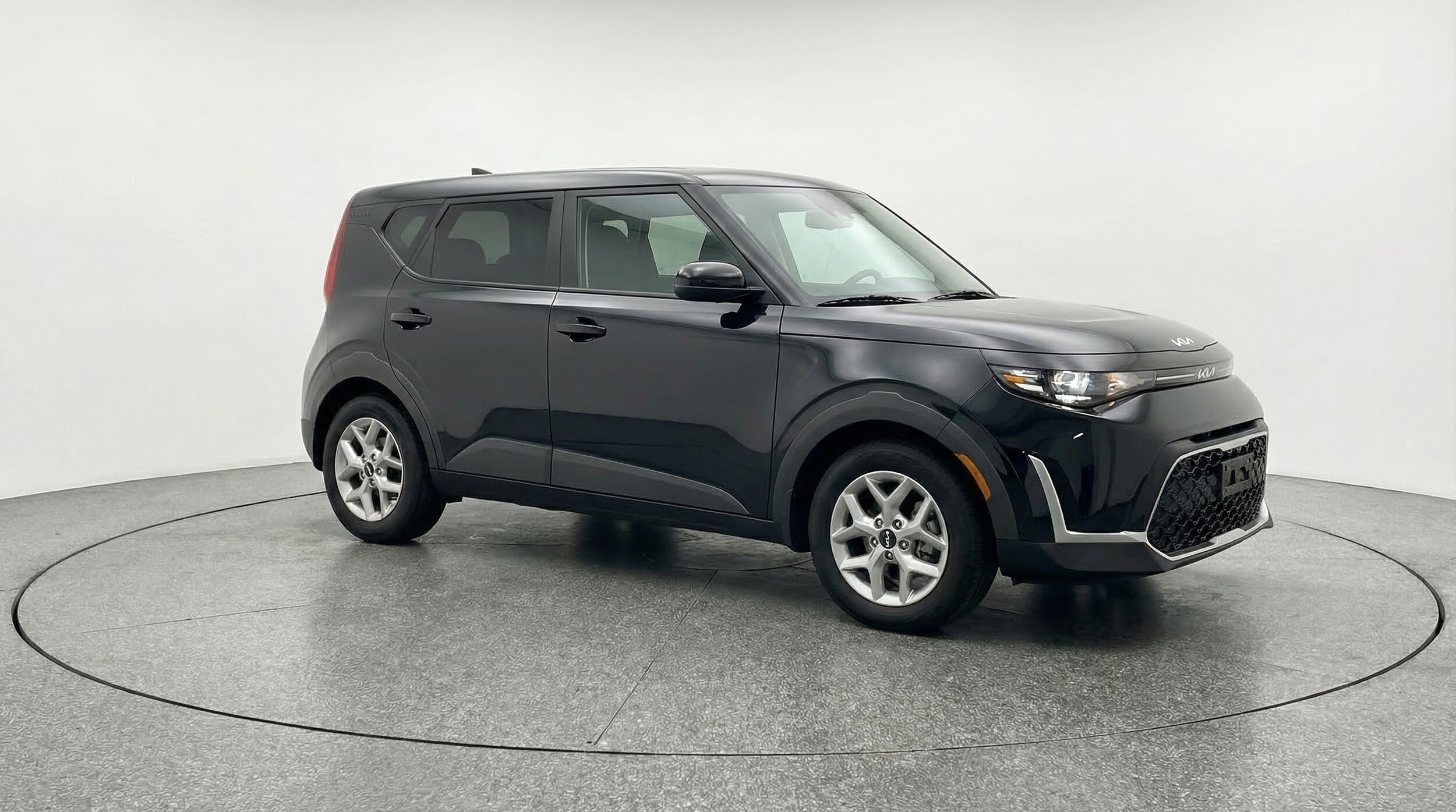 Thumbnail: 2025 Kia Soul - 1
