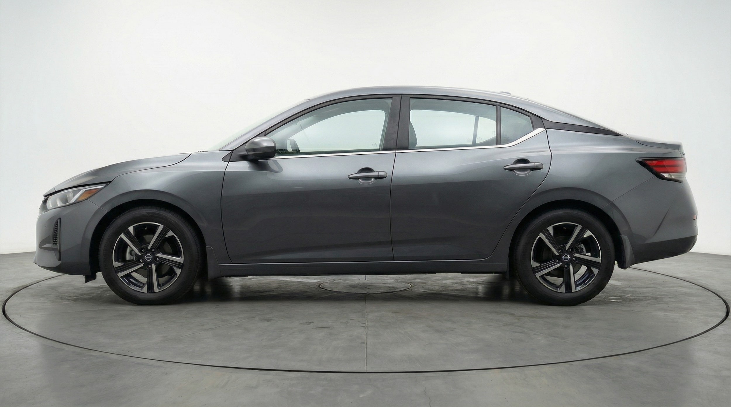 Thumbnail: 2025 Nissan Sentra - 4