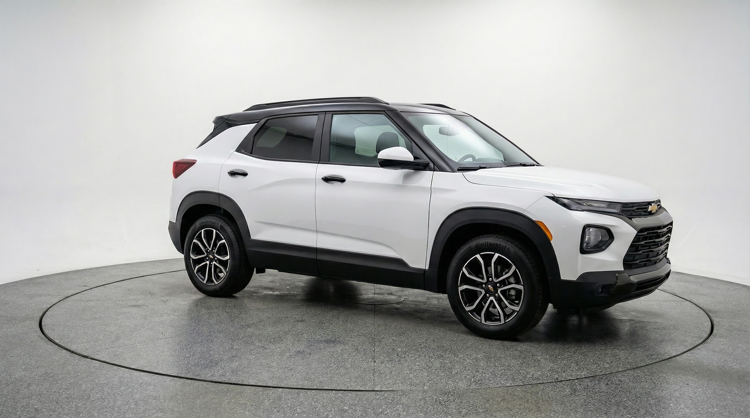 Thumbnail: 2025 Chevrolet TrailBlazer - 1