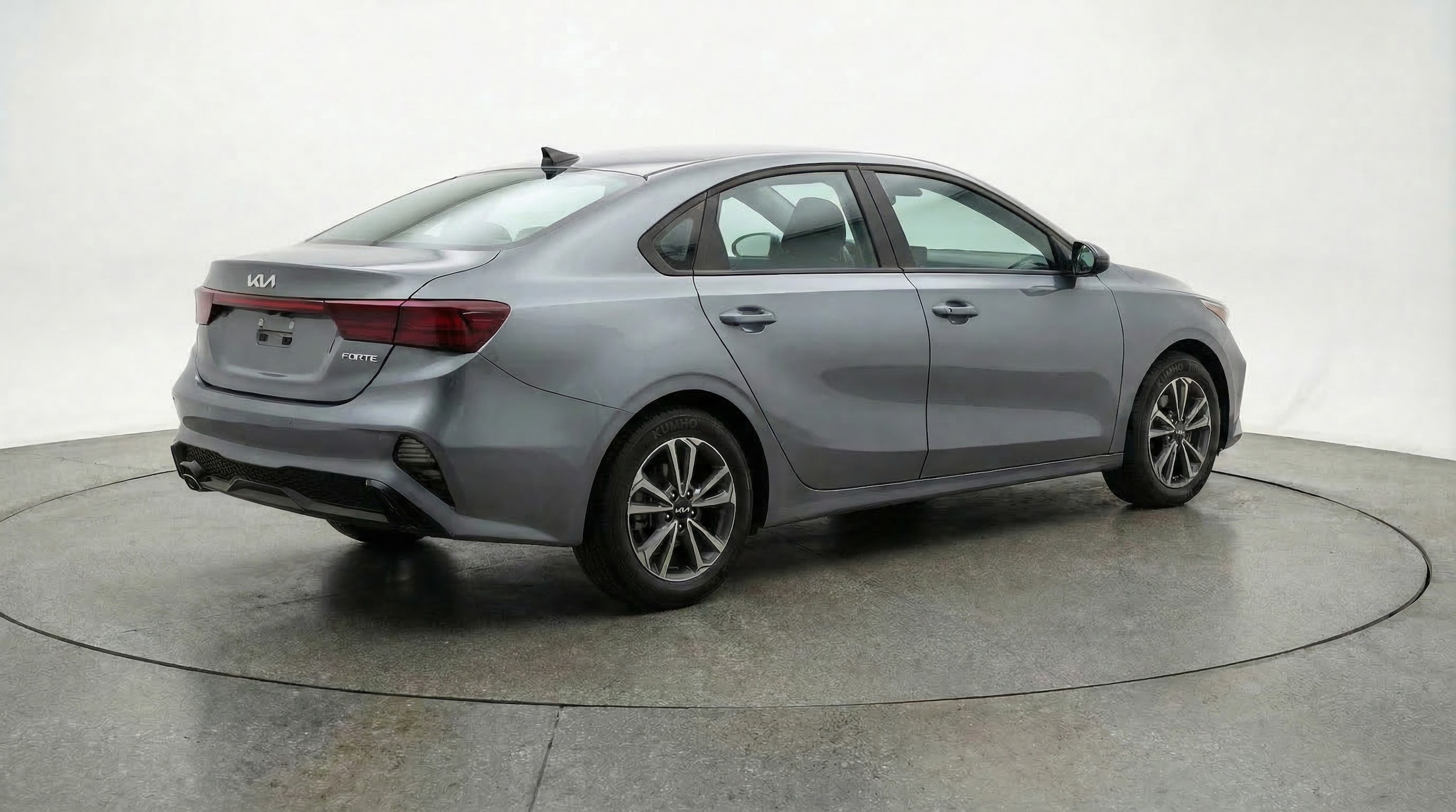 Thumbnail: 2024 Kia Forte - 7