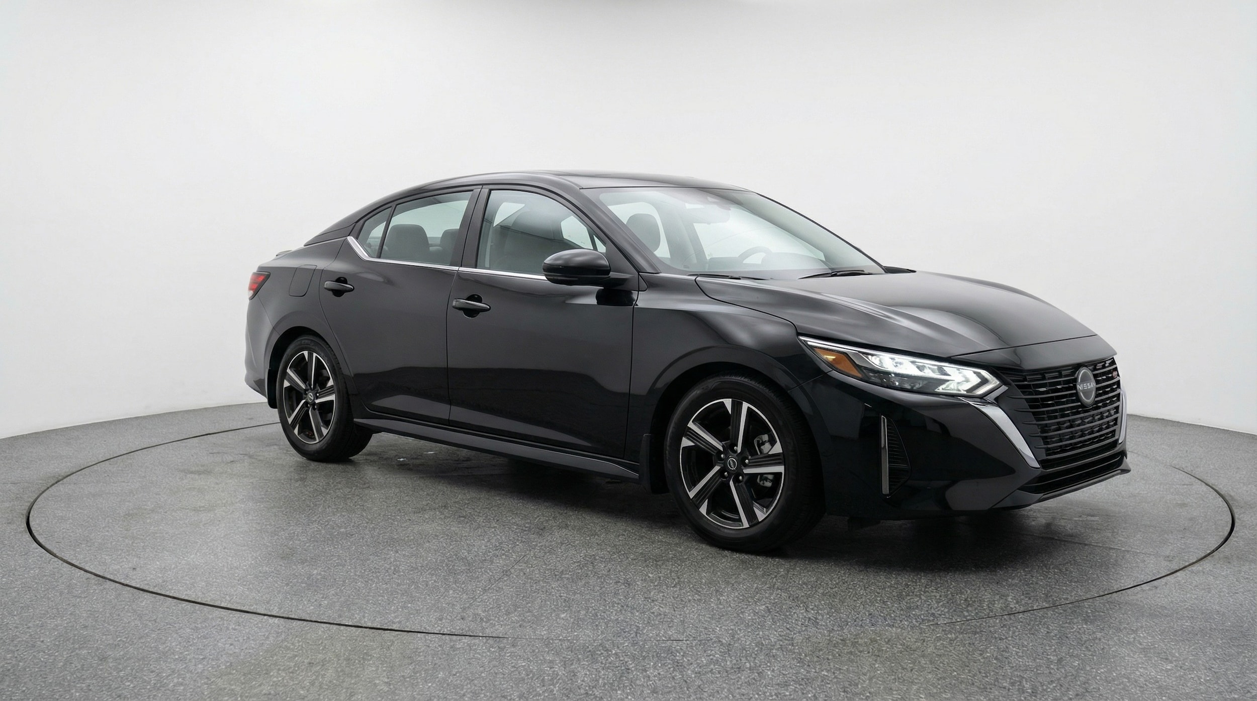 Thumbnail: 2025 Nissan Sentra - 1