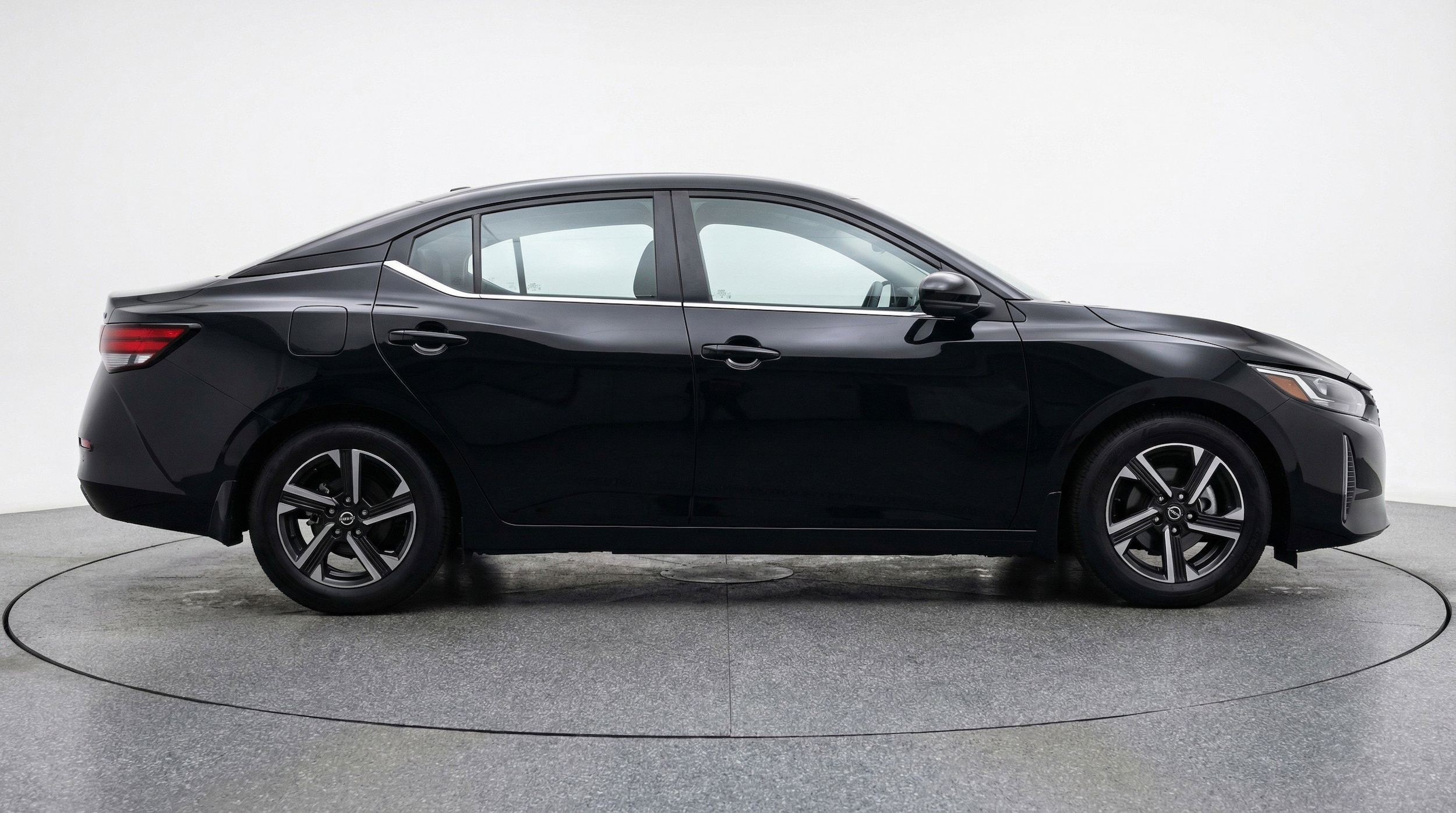 Thumbnail: 2025 Nissan Sentra - 11