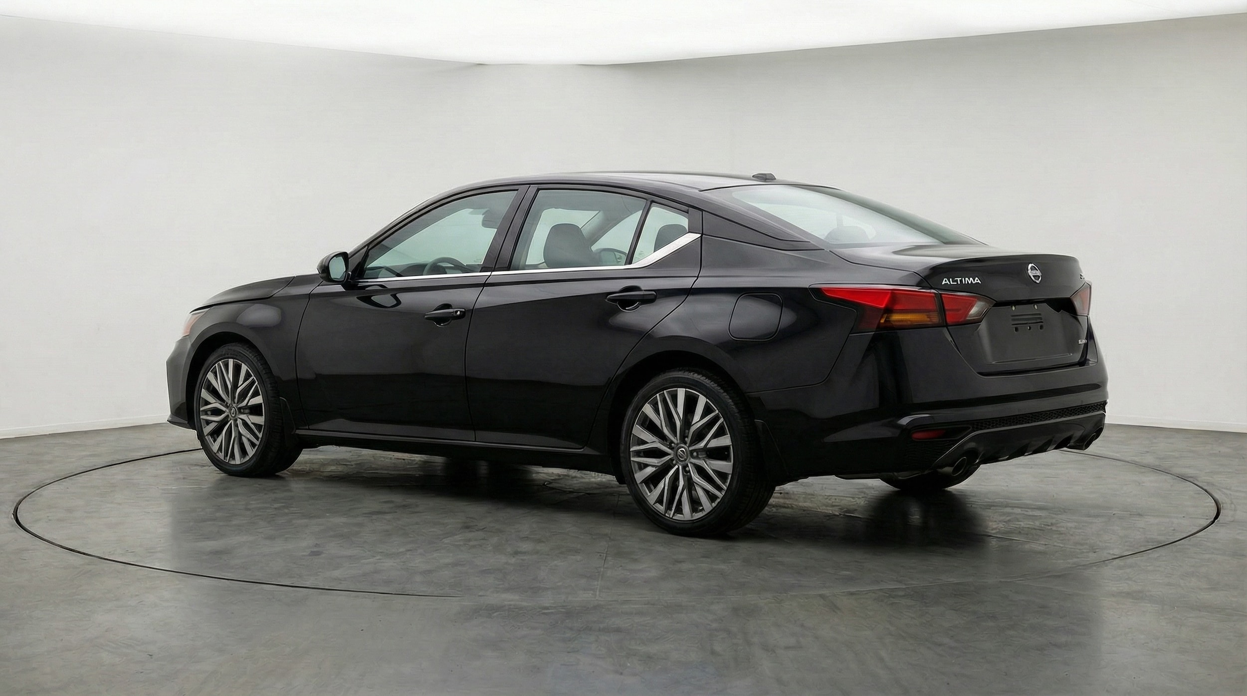 Thumbnail: 2025 Nissan Altima - 5