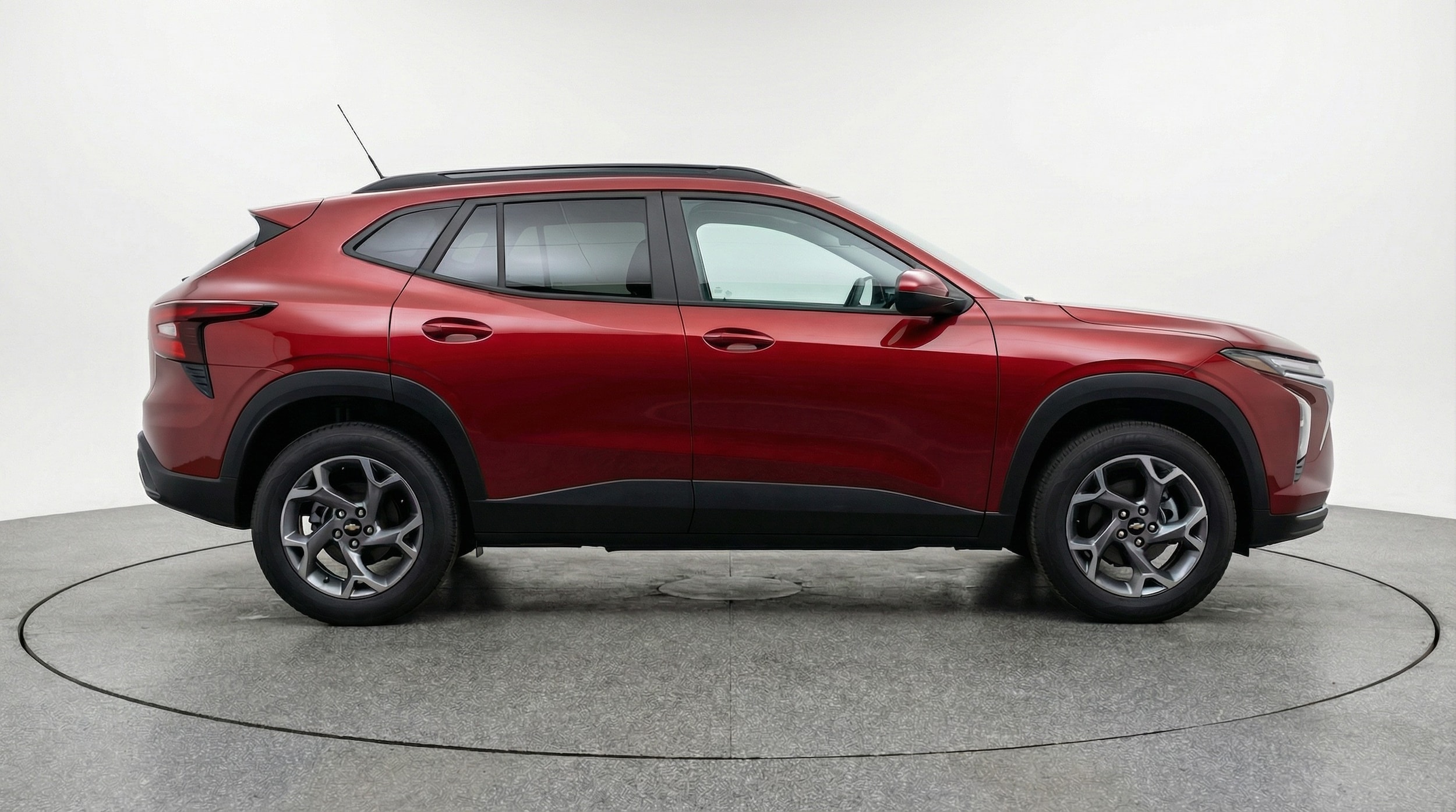 Thumbnail: 2025 Chevrolet Trax - 8