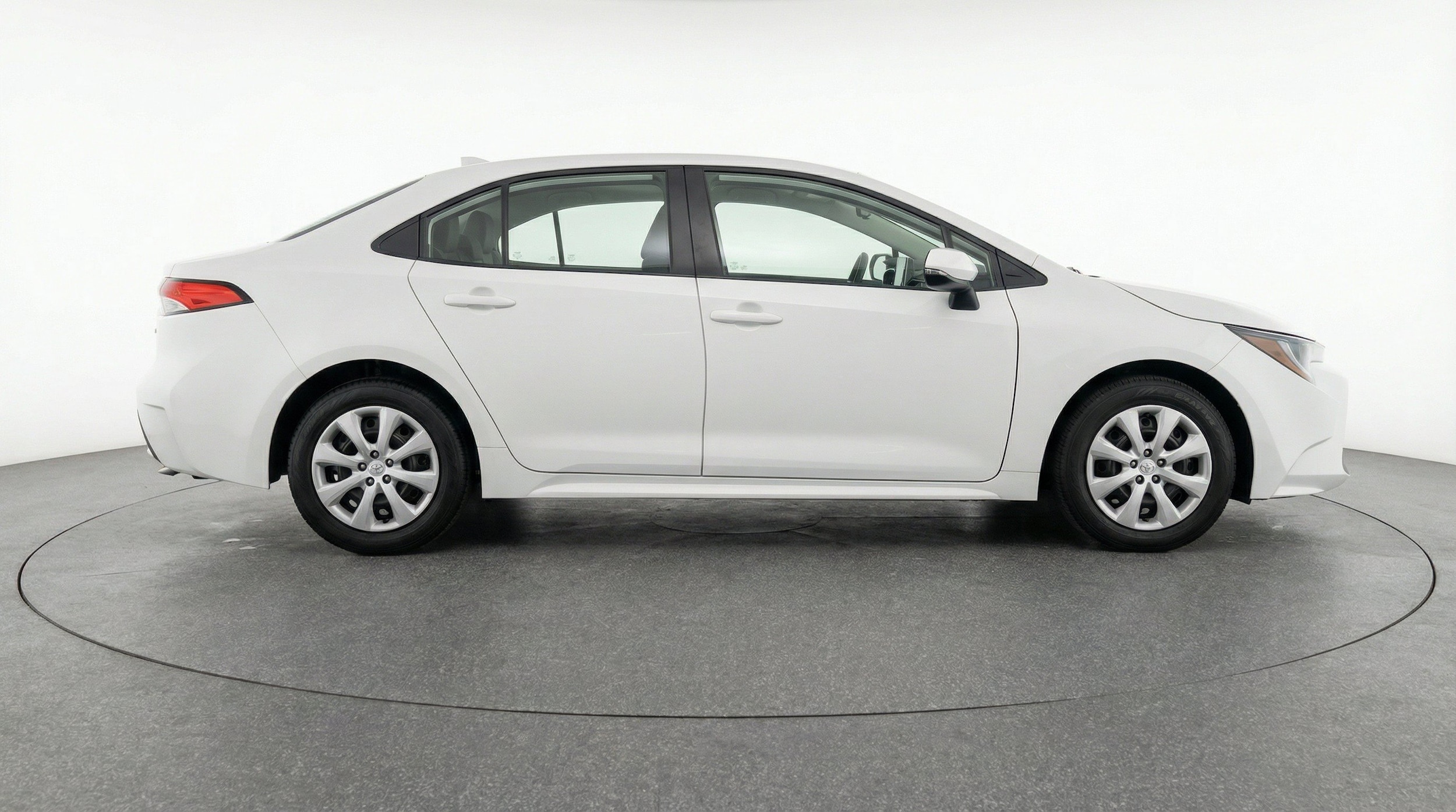 Thumbnail: 2025 Toyota Corolla - 11