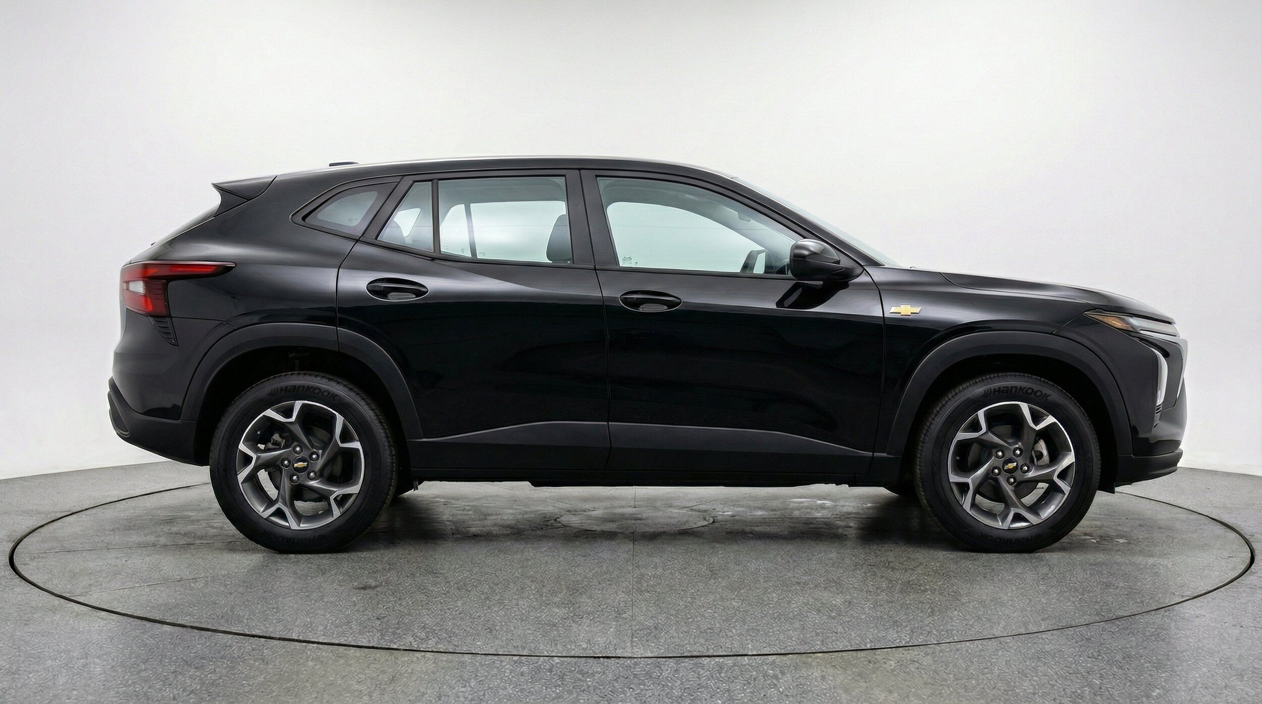 Thumbnail: 2025 Chevrolet Trax - 10