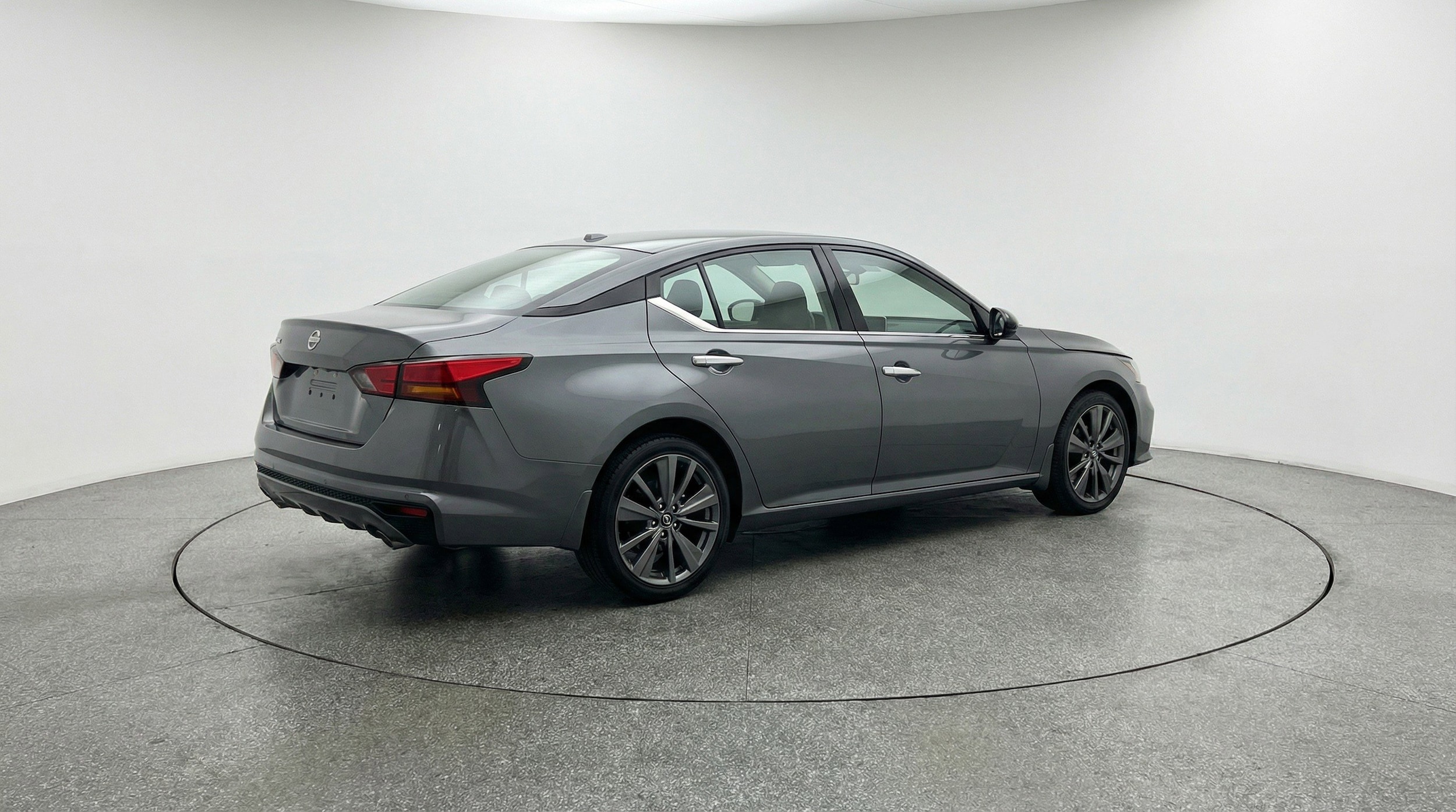 Thumbnail: 2025 Nissan Altima - 9