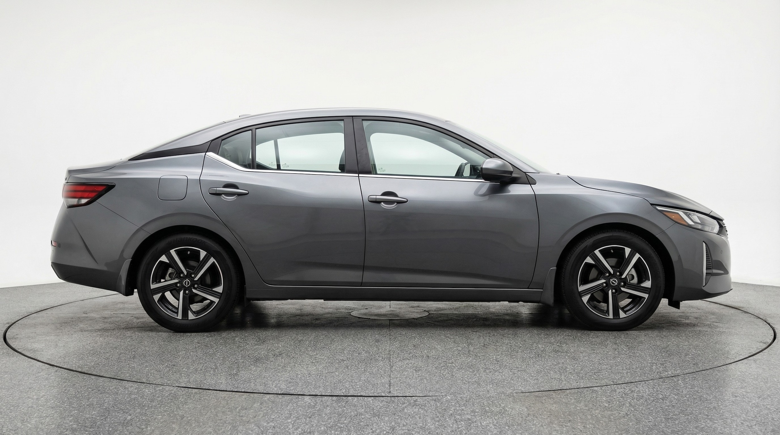 Thumbnail: 2025 Nissan Sentra - 8