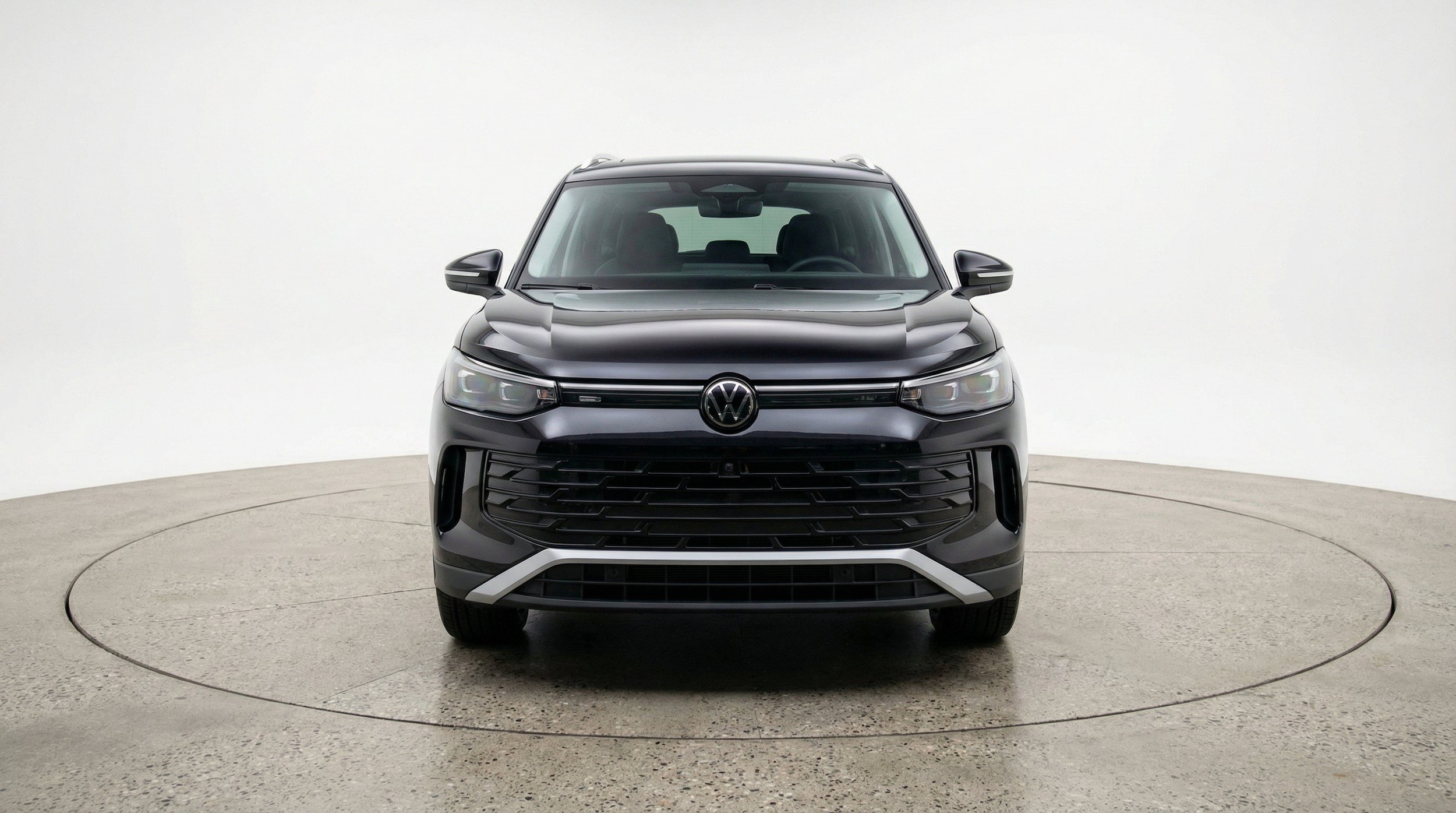 Thumbnail: 2026 Volkswagen Tiguan - 2
