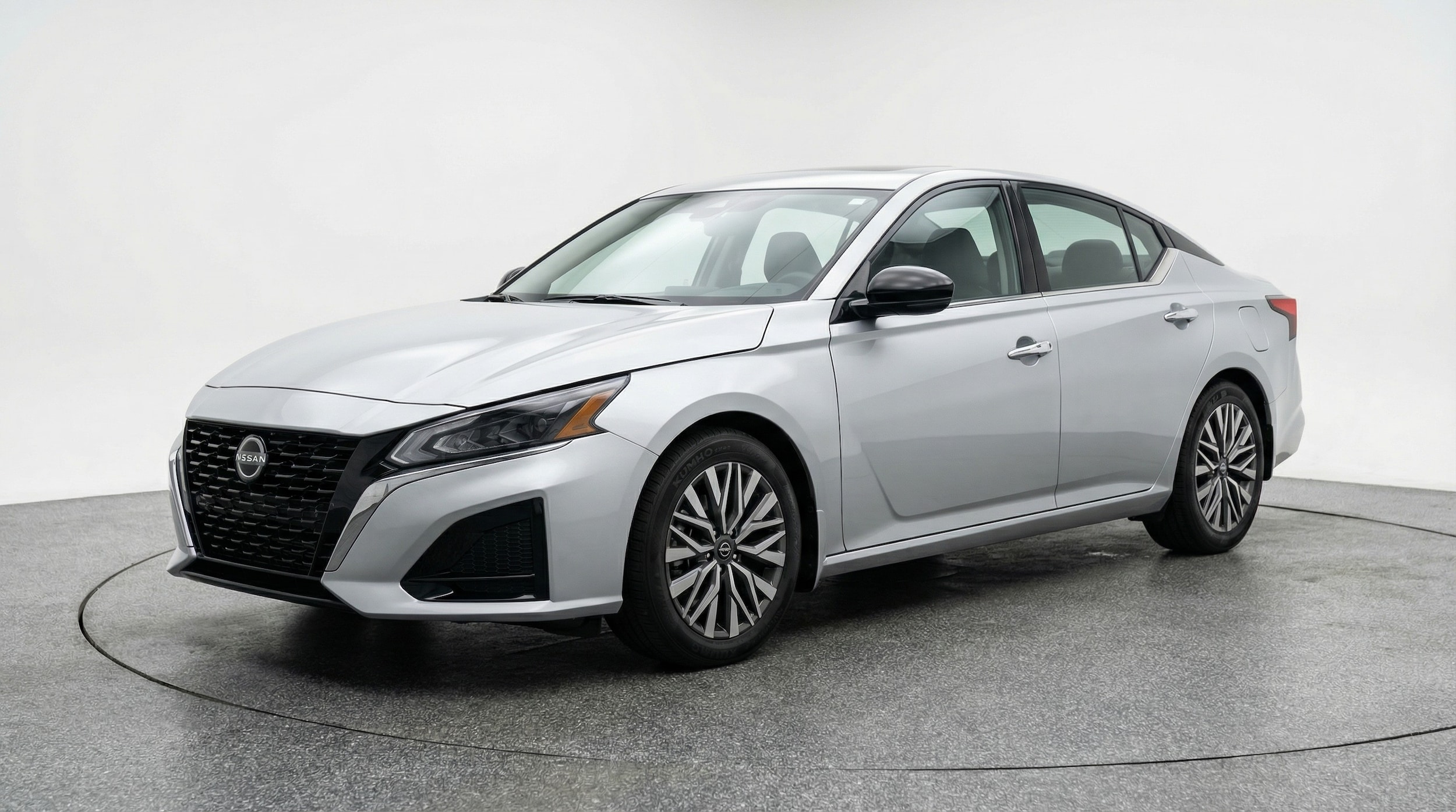 Thumbnail: 2025 Nissan Altima - 3