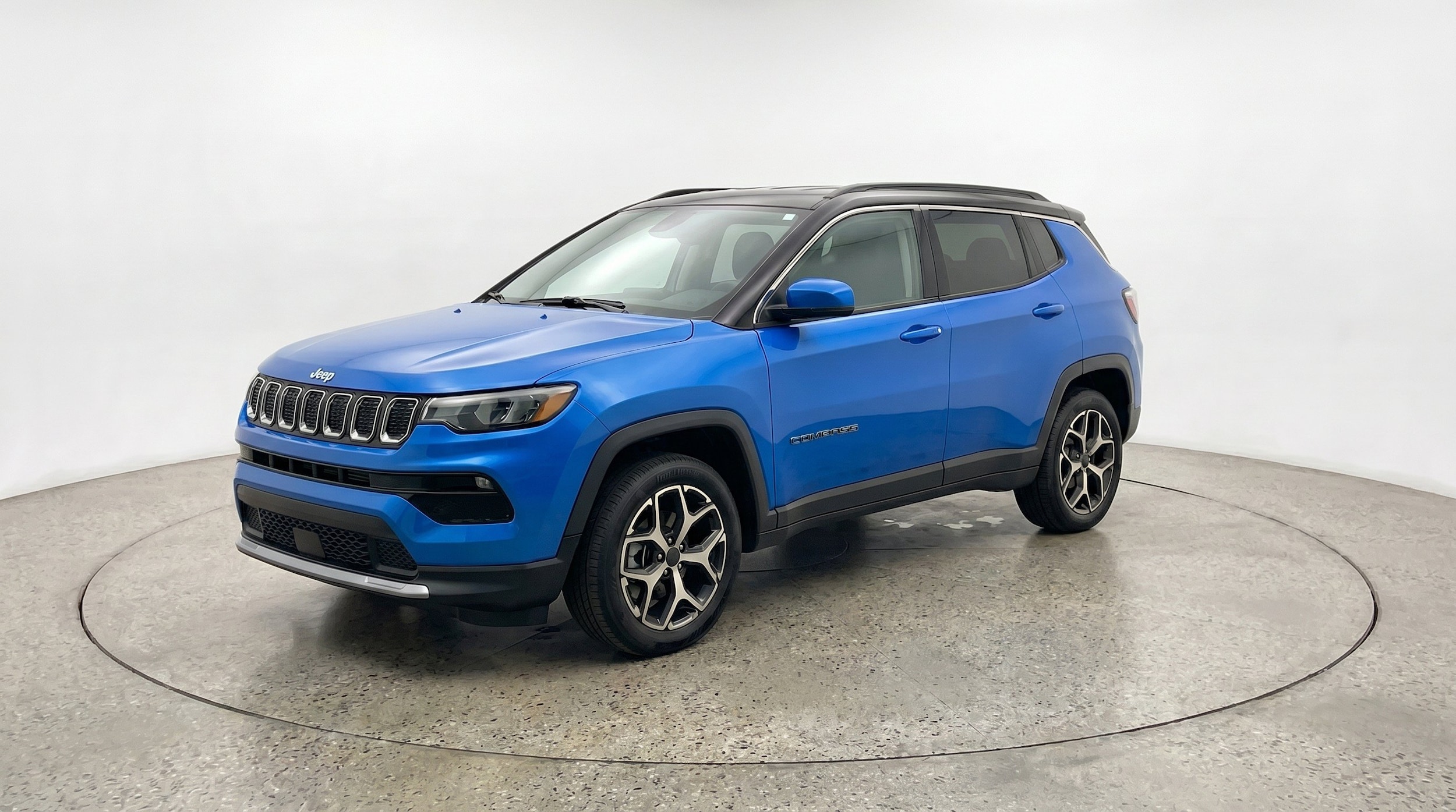 Thumbnail: 2025 Jeep Compass - 3