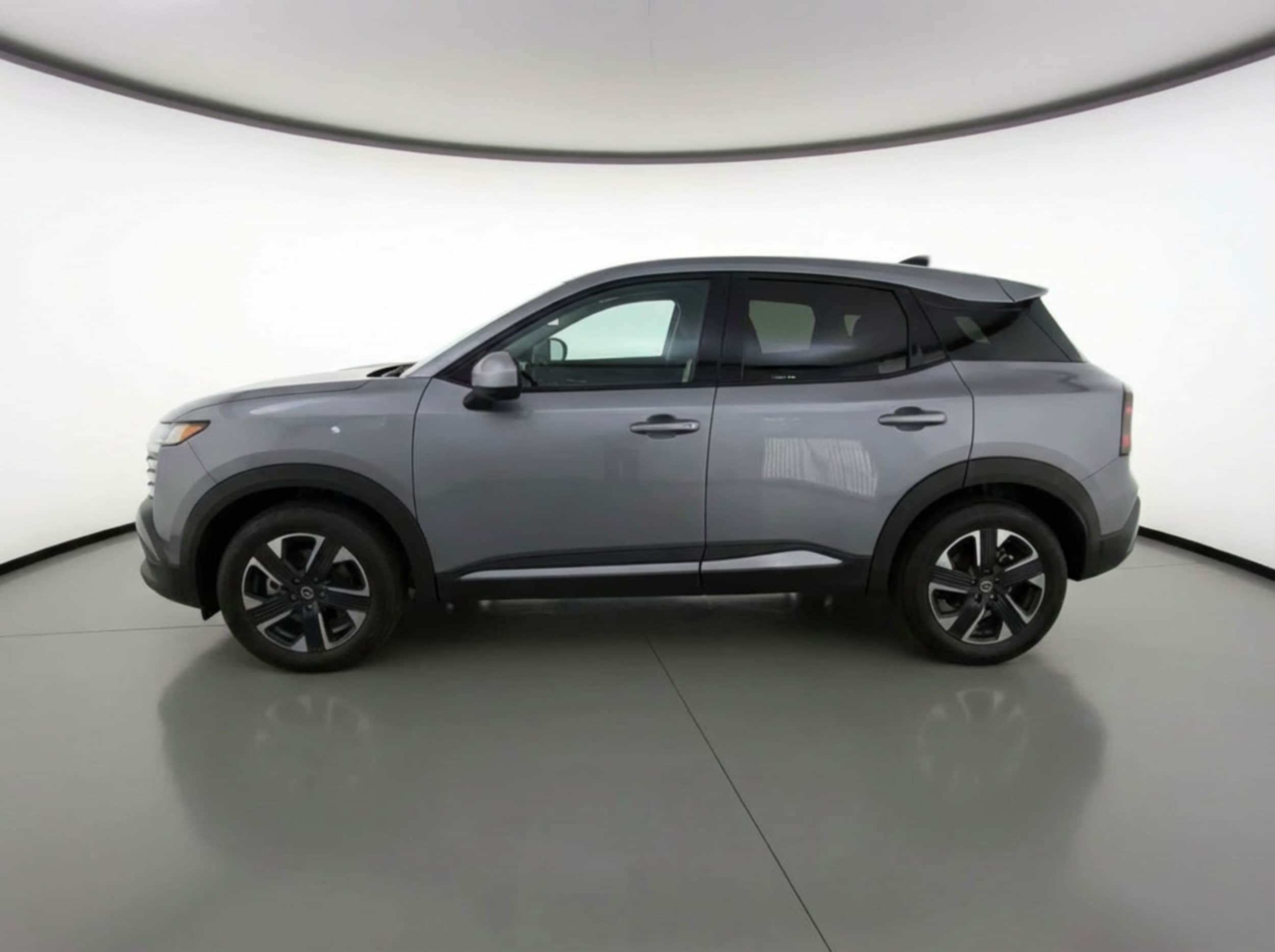 Thumbnail: 2025 Nissan Kicks - 4