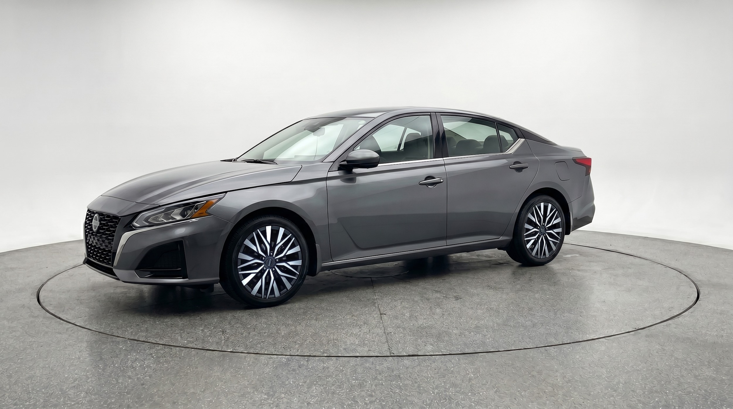 Thumbnail: 2025 Nissan Altima - 3
