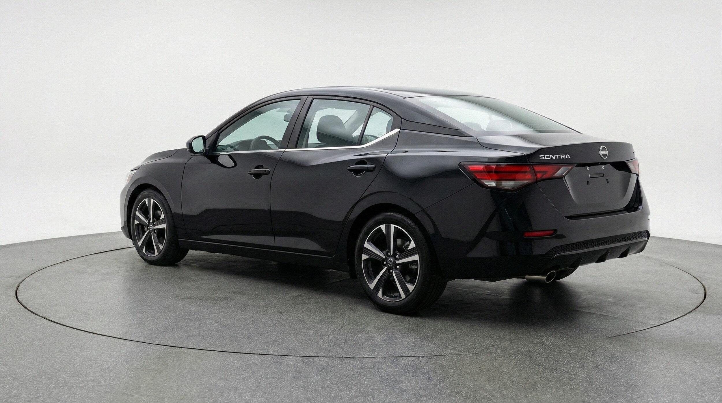 Thumbnail: 2025 Nissan Sentra - 5